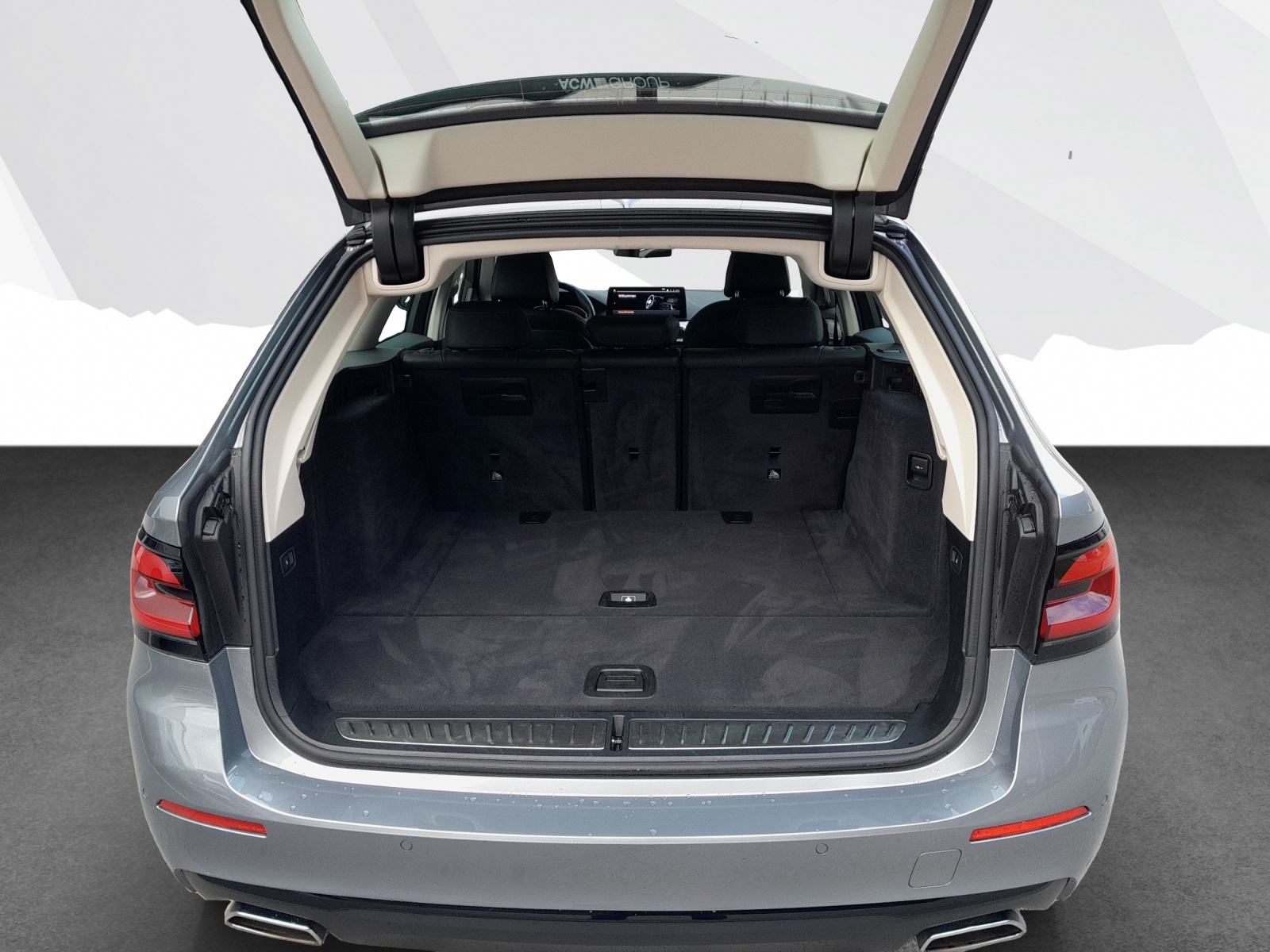 BMW 530d xDrive Touring-image-13