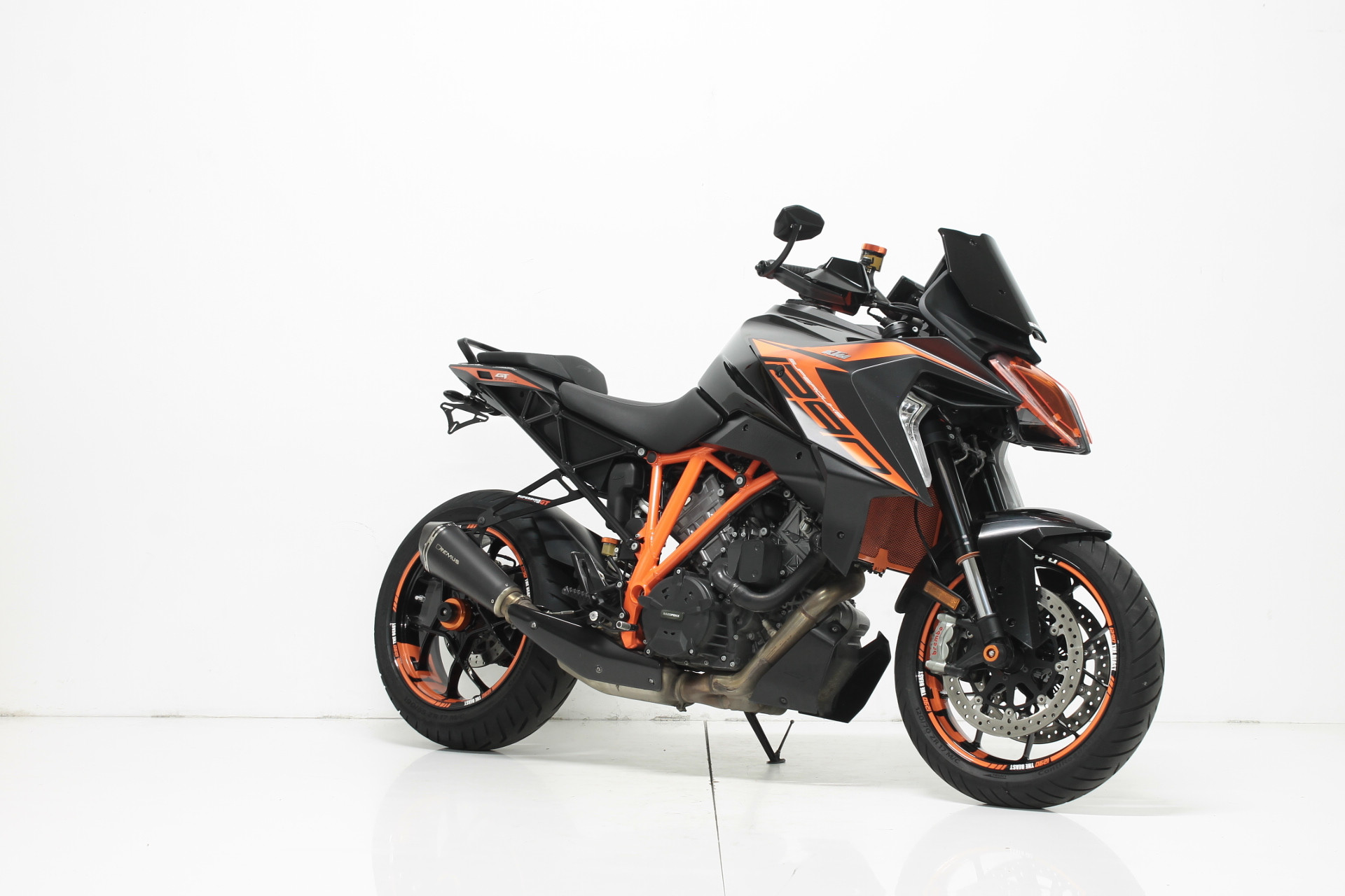 KTM 1290 Super Duke GT
