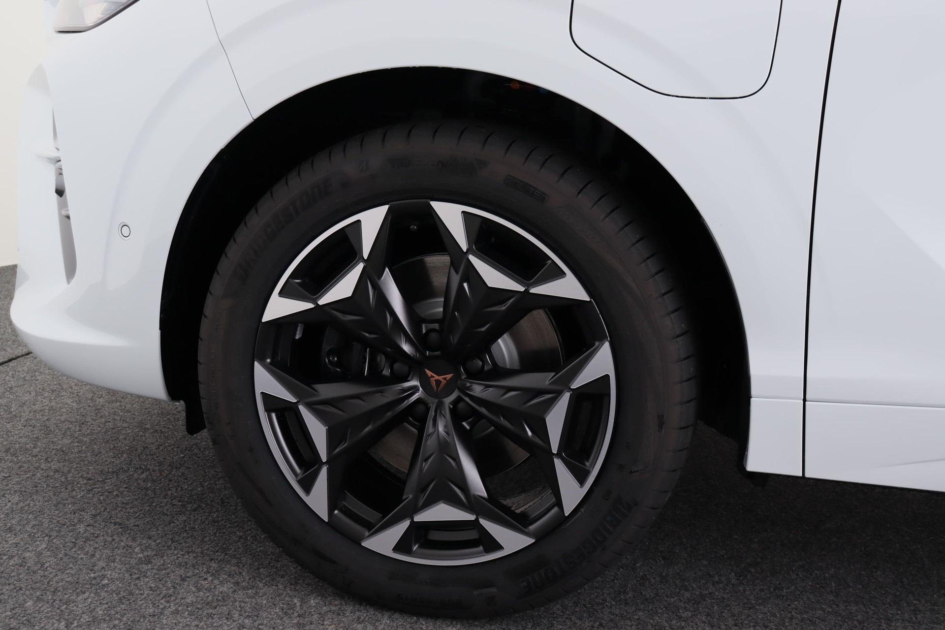 CUPRA Terramar 1.5 eHybrid DSG VZ-image-12
