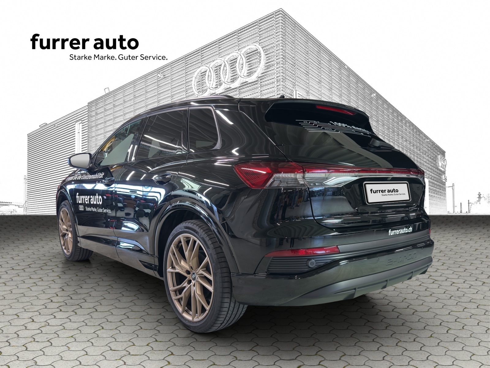AUDI Q4 e-tron 45 Attraction quattro-image-2