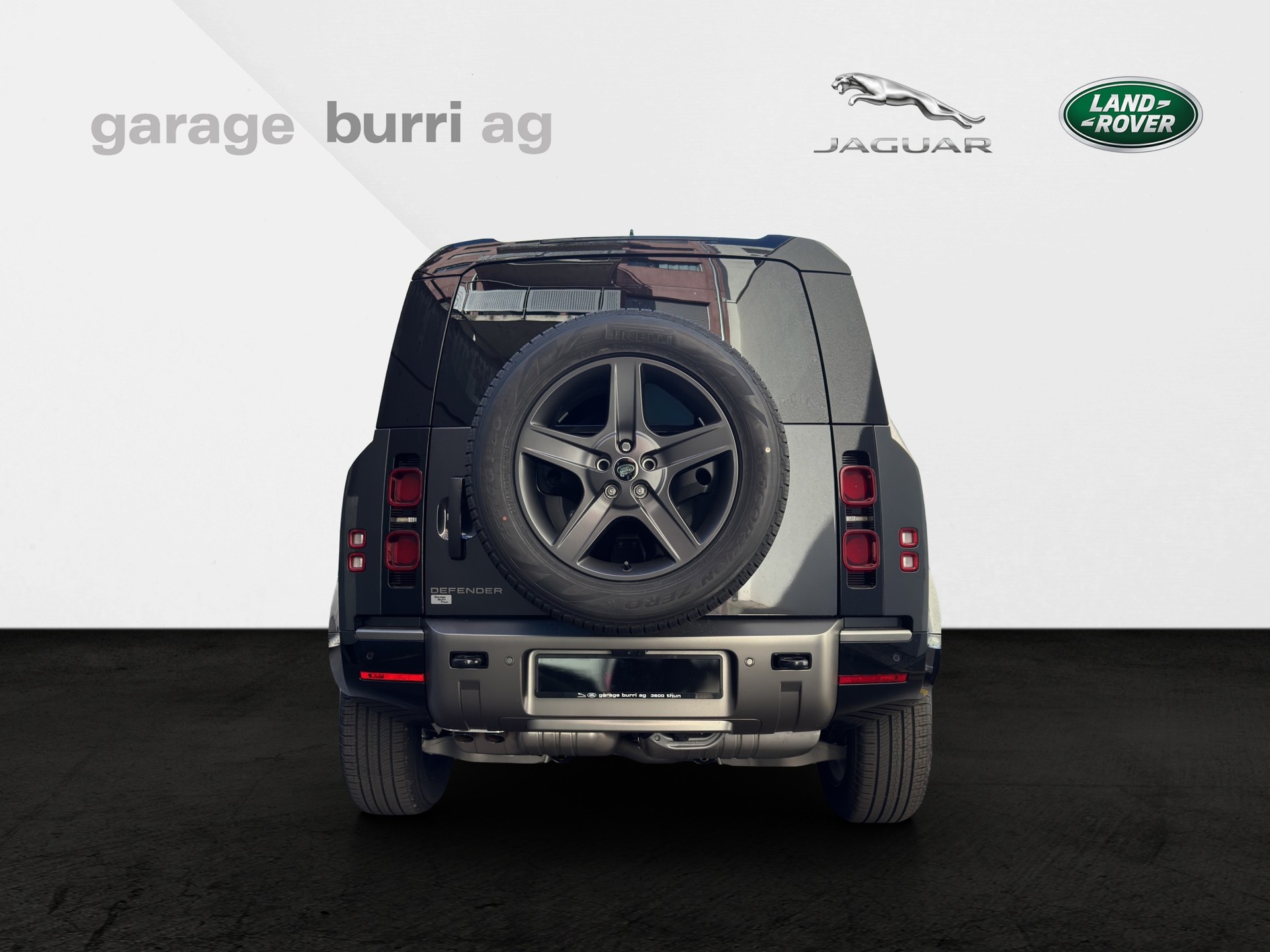 LAND ROVER Defender 110 3.0 D I6 250 X-Dyn. SE-image-3