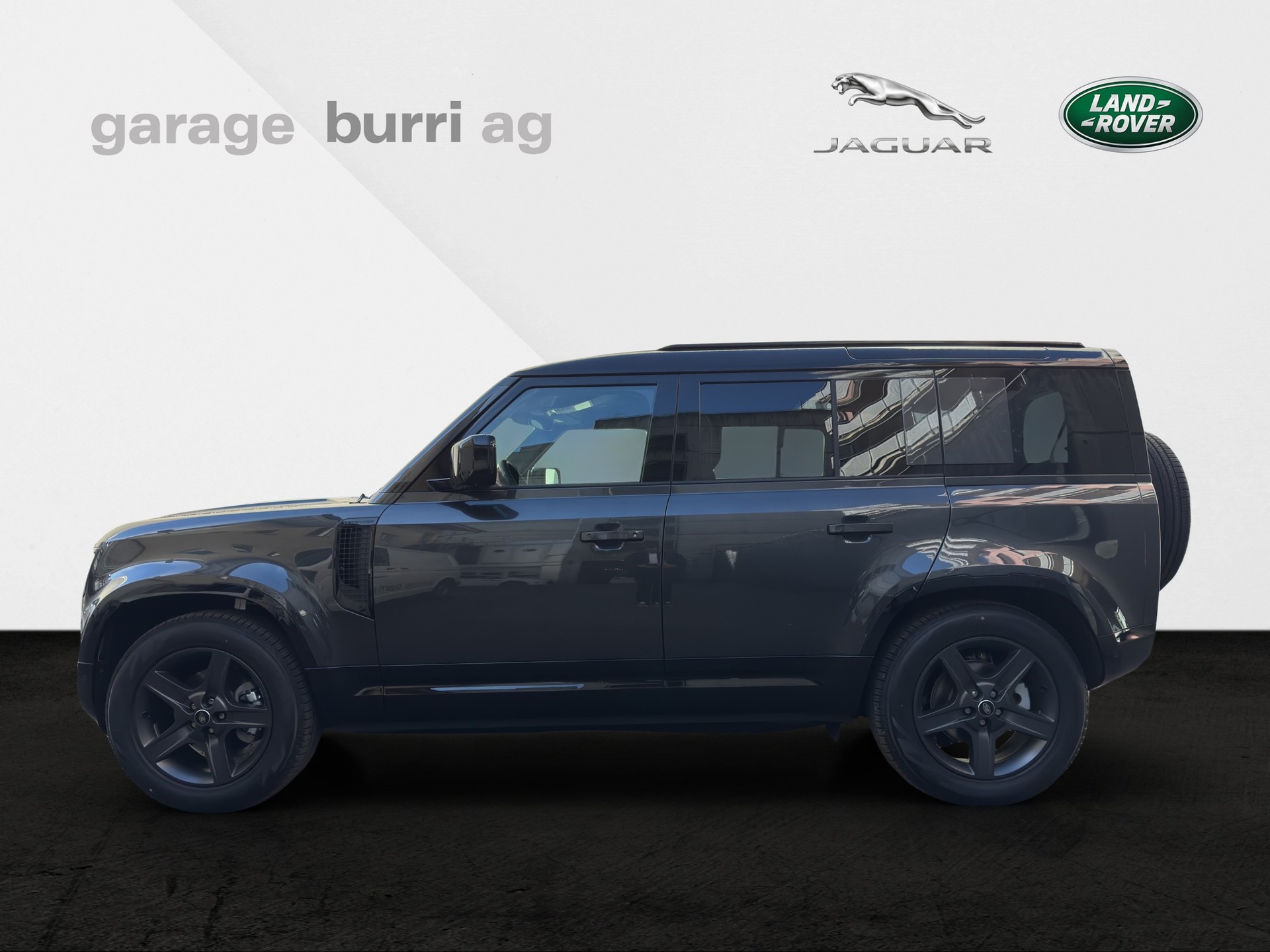LAND ROVER Defender 110 3.0 D I6 250 X-Dyn. SE-image-2
