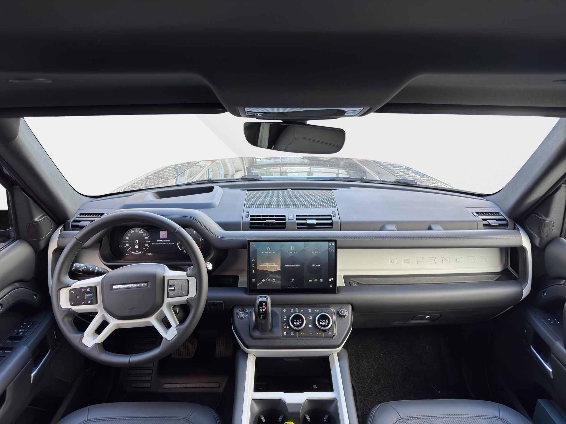 LAND ROVER Defender 110 3.0 D I6 250 X-Dyn. SE-image-7
