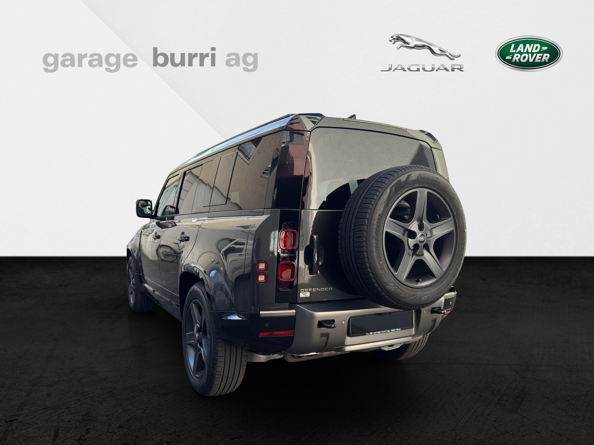 LAND ROVER Defender 110 3.0 D I6 250 X-Dyn. SE-image-1