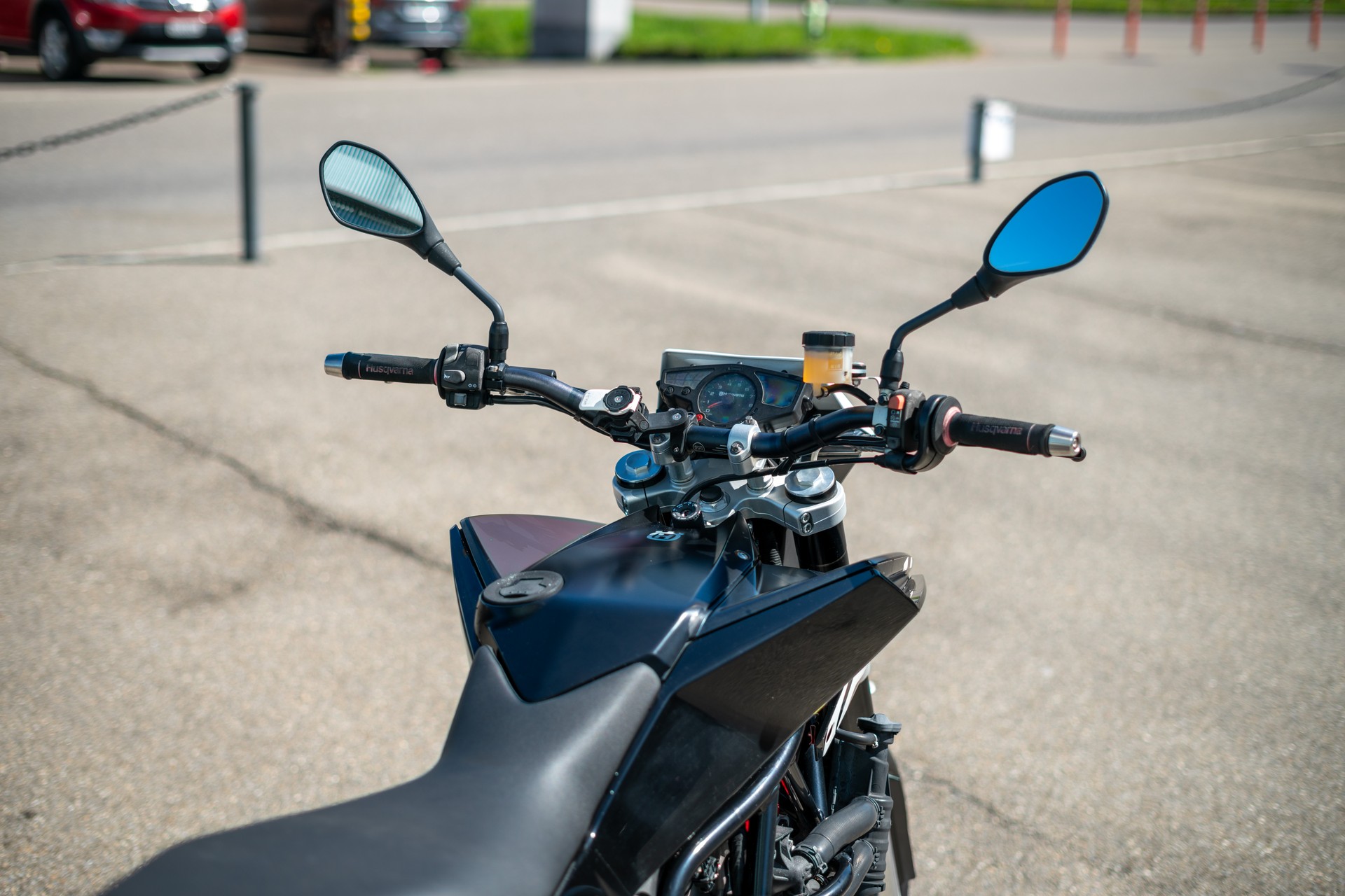 HUSQVARNA Nuda 900-image-5