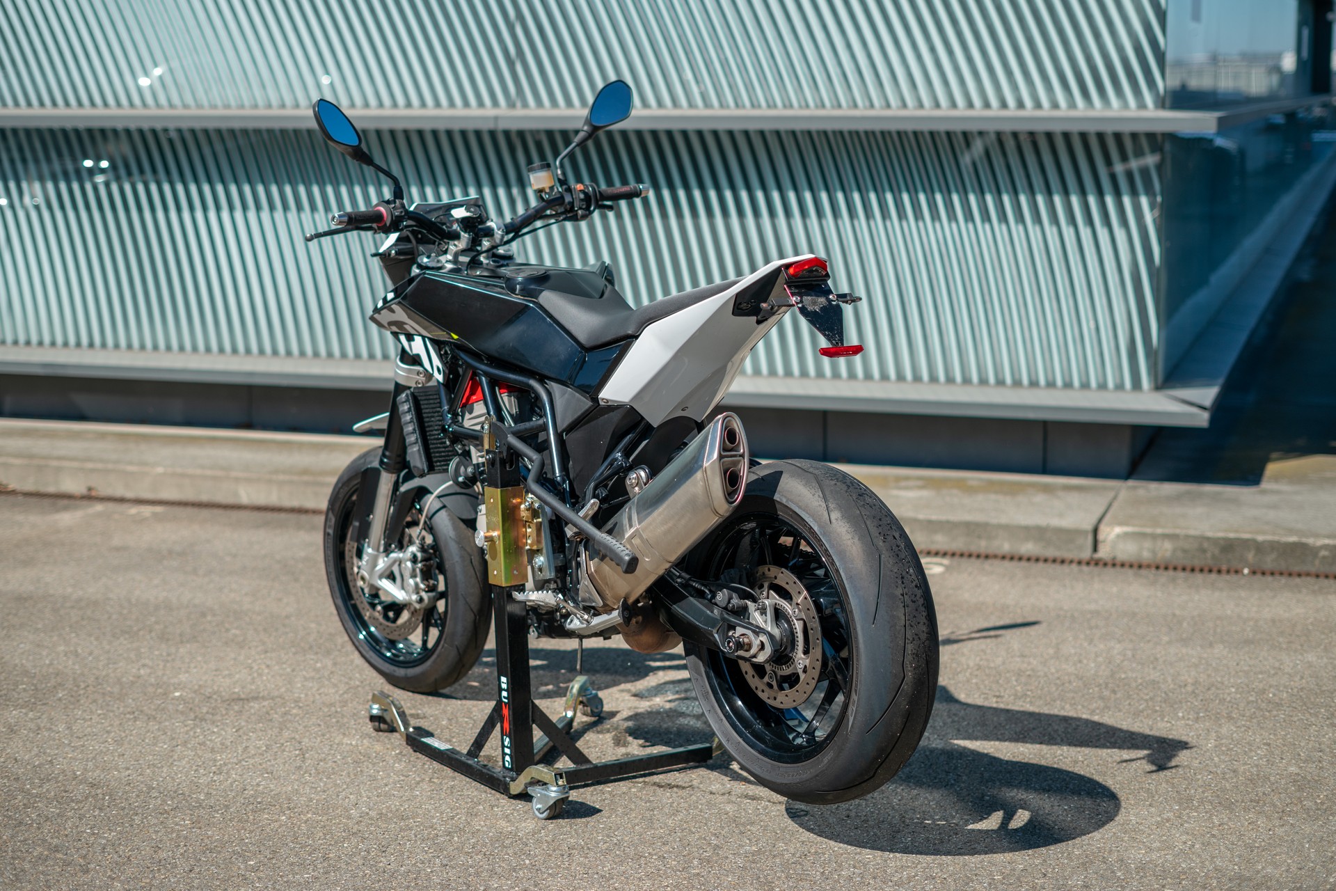 HUSQVARNA Nuda 900-image-3