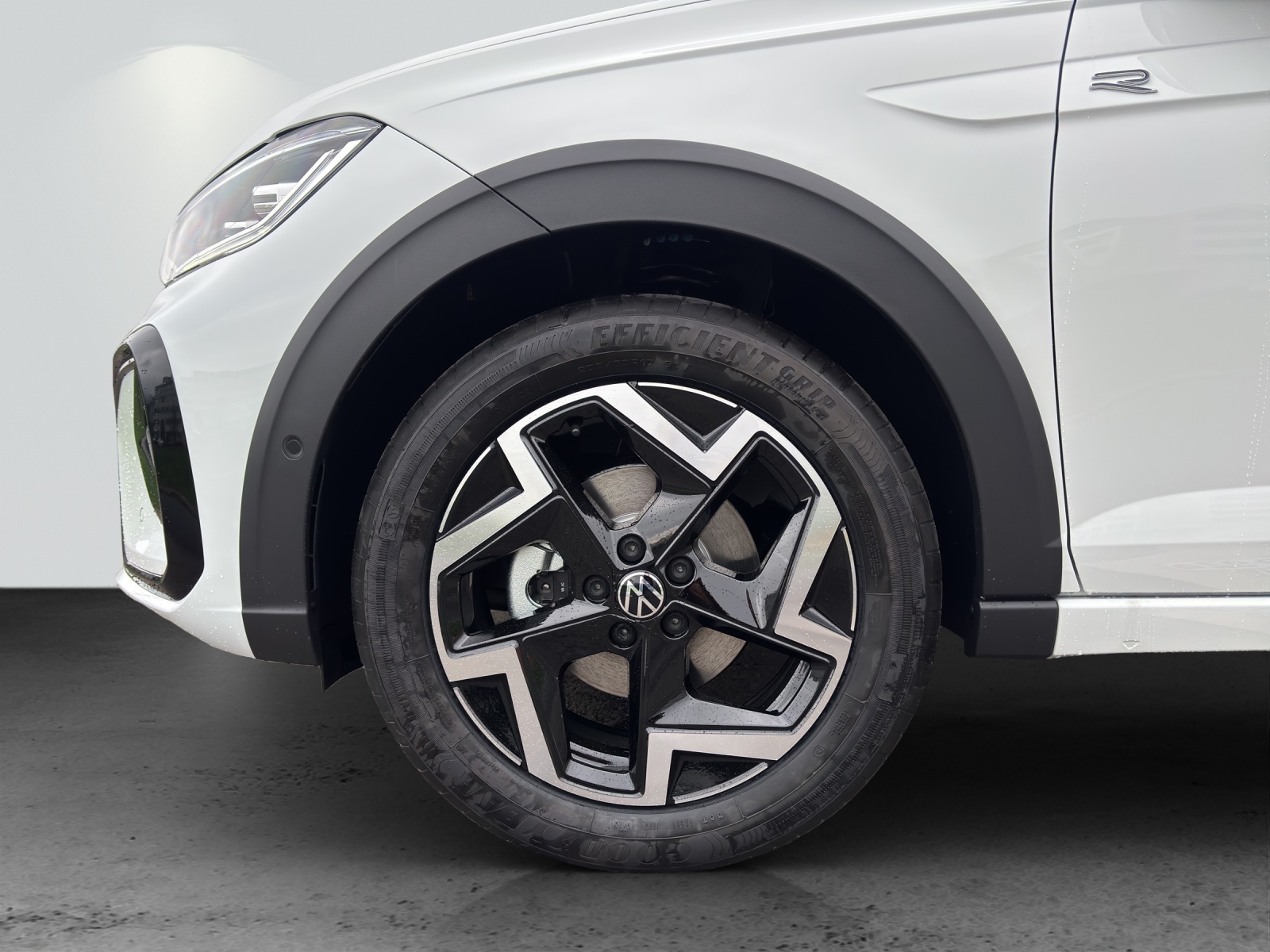 VW Taigo 1.0 TSI R-Line DSG-image-10