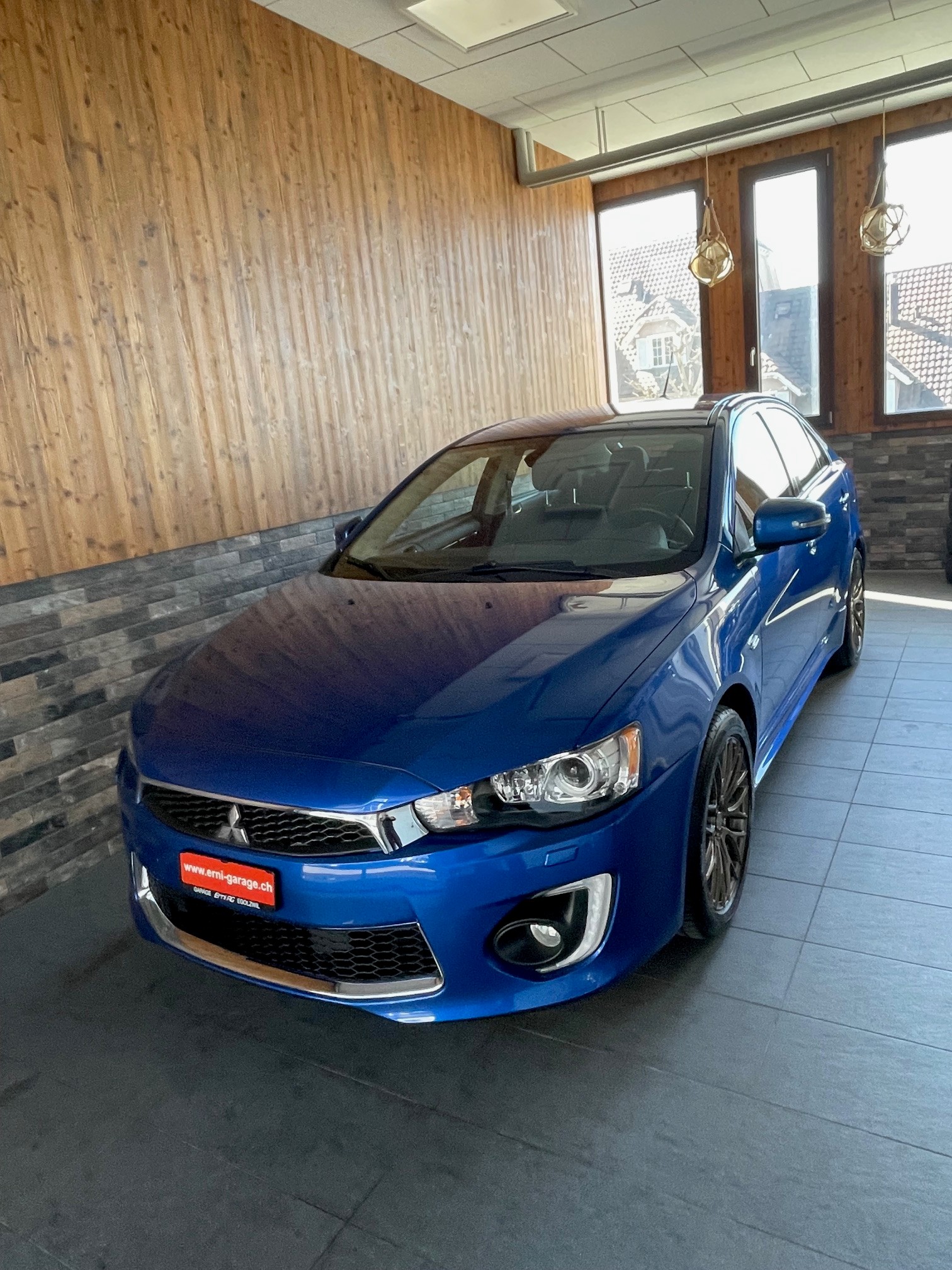 MITSUBISHI Lancer Sportback 1.8 Style CVT-image-1