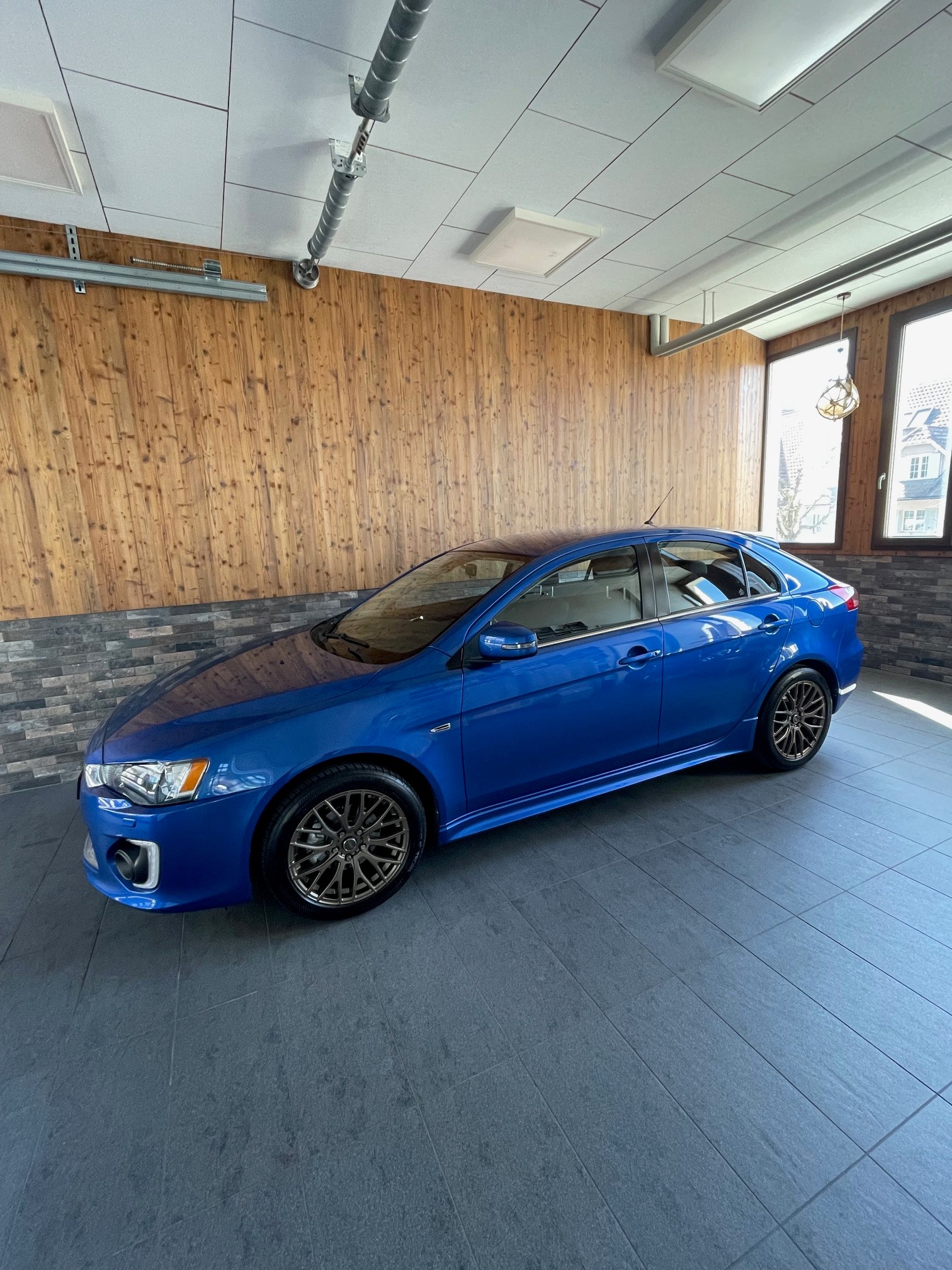 MITSUBISHI Lancer Sportback 1.8 Style CVT-image-2