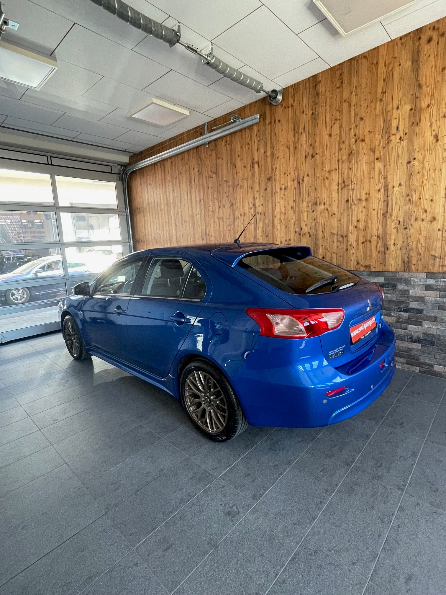 MITSUBISHI Lancer Sportback 1.8 Style CVT-image-3