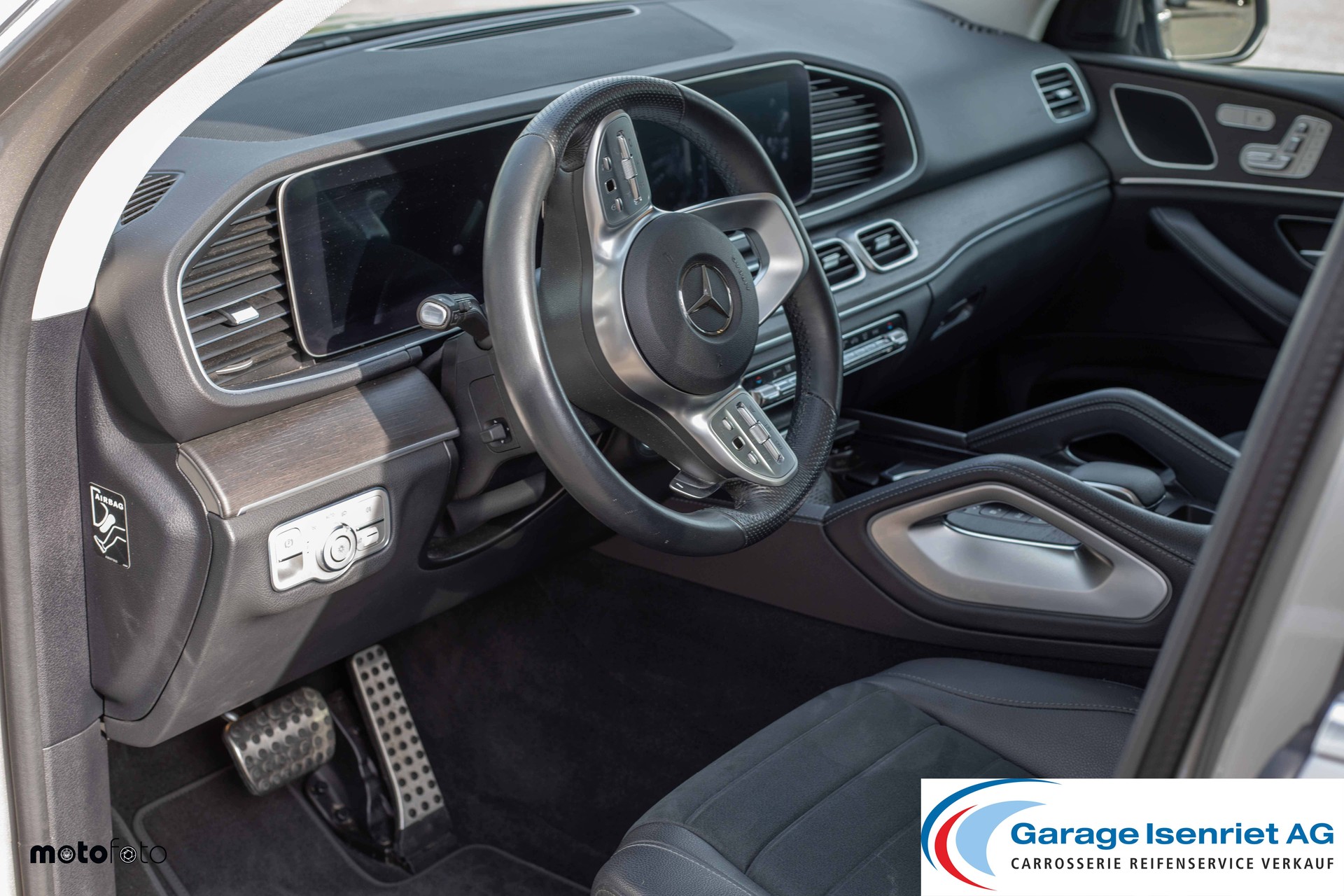 MERCEDES-BENZ GLE 300 d 4Matic AMG Line 9G-Tronic-image-7