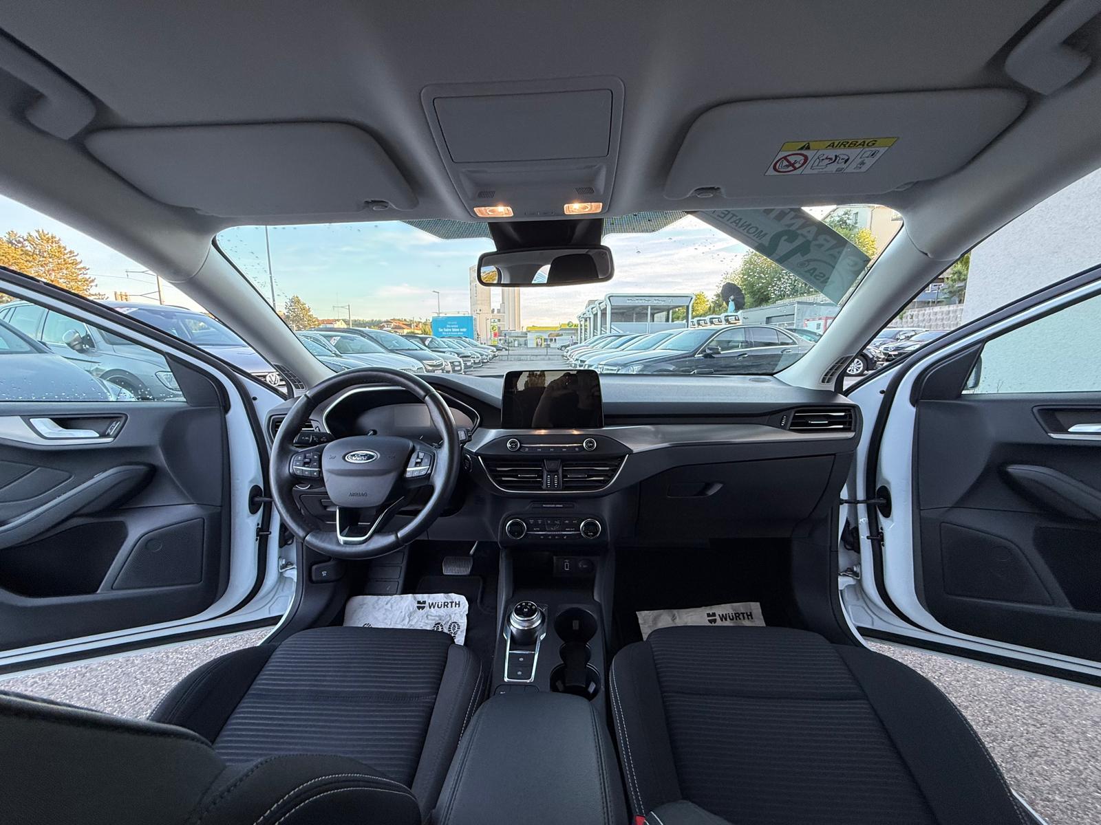 FORD Focus 2.0 TDCi Titanium Automatic-image-8