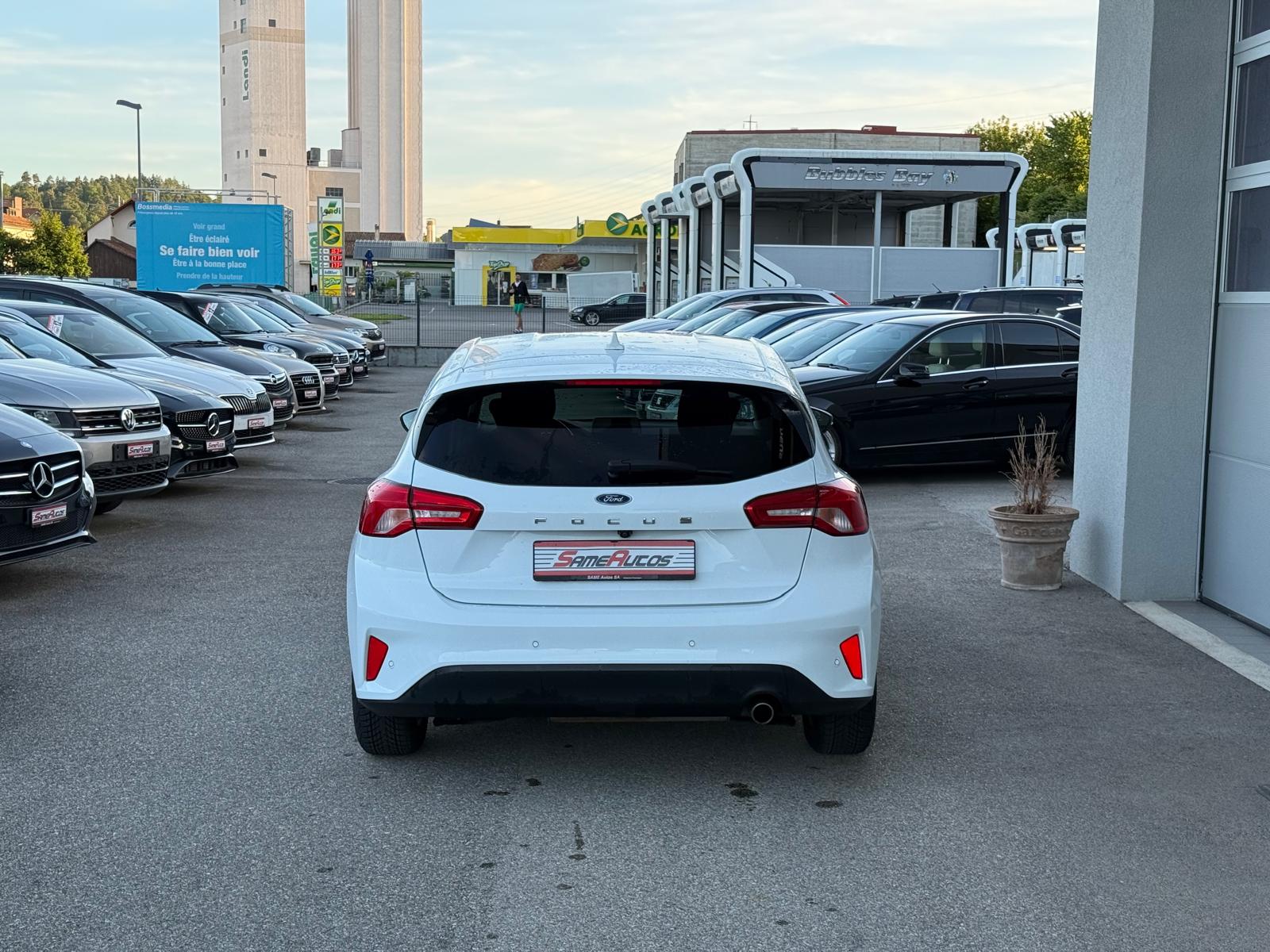 FORD Focus 2.0 TDCi Titanium Automatic-image-2
