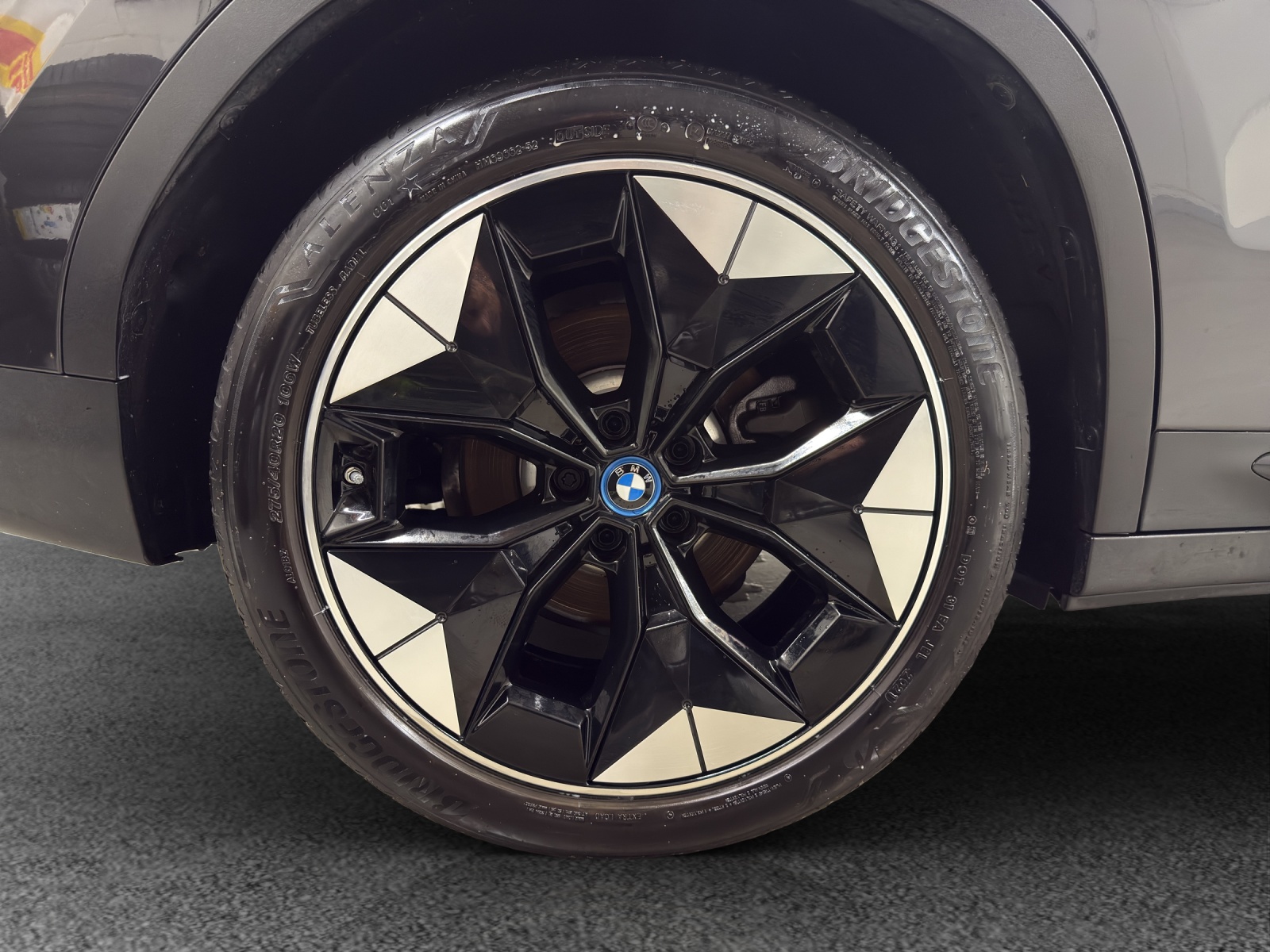 BMW iX3 Impressive-image-10