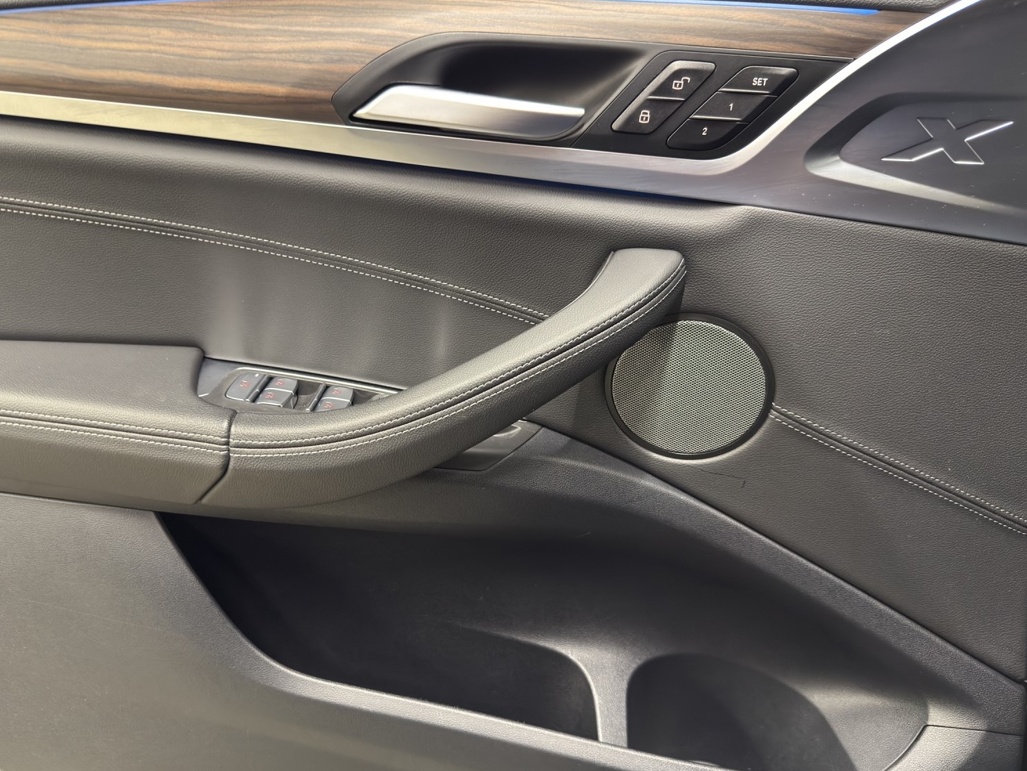 BMW iX3 Impressive-image-14