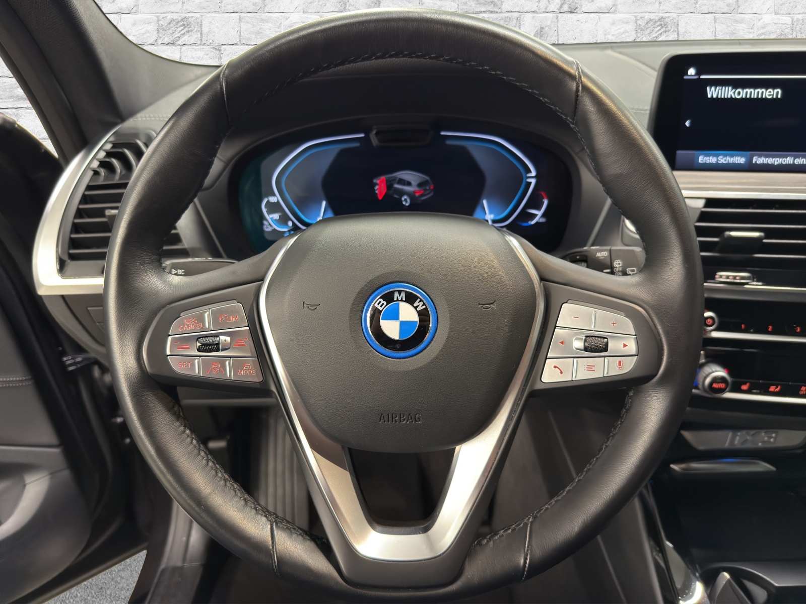BMW iX3 Impressive-image-12