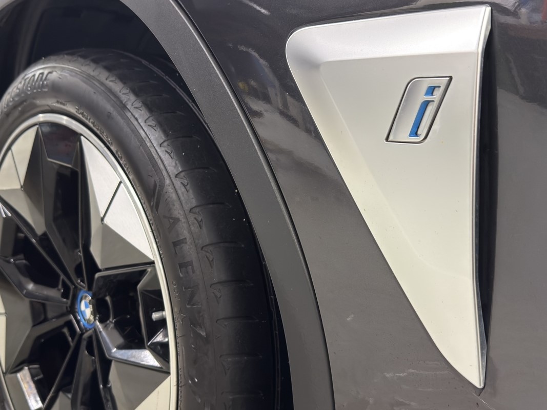 BMW iX3 Impressive-image-19