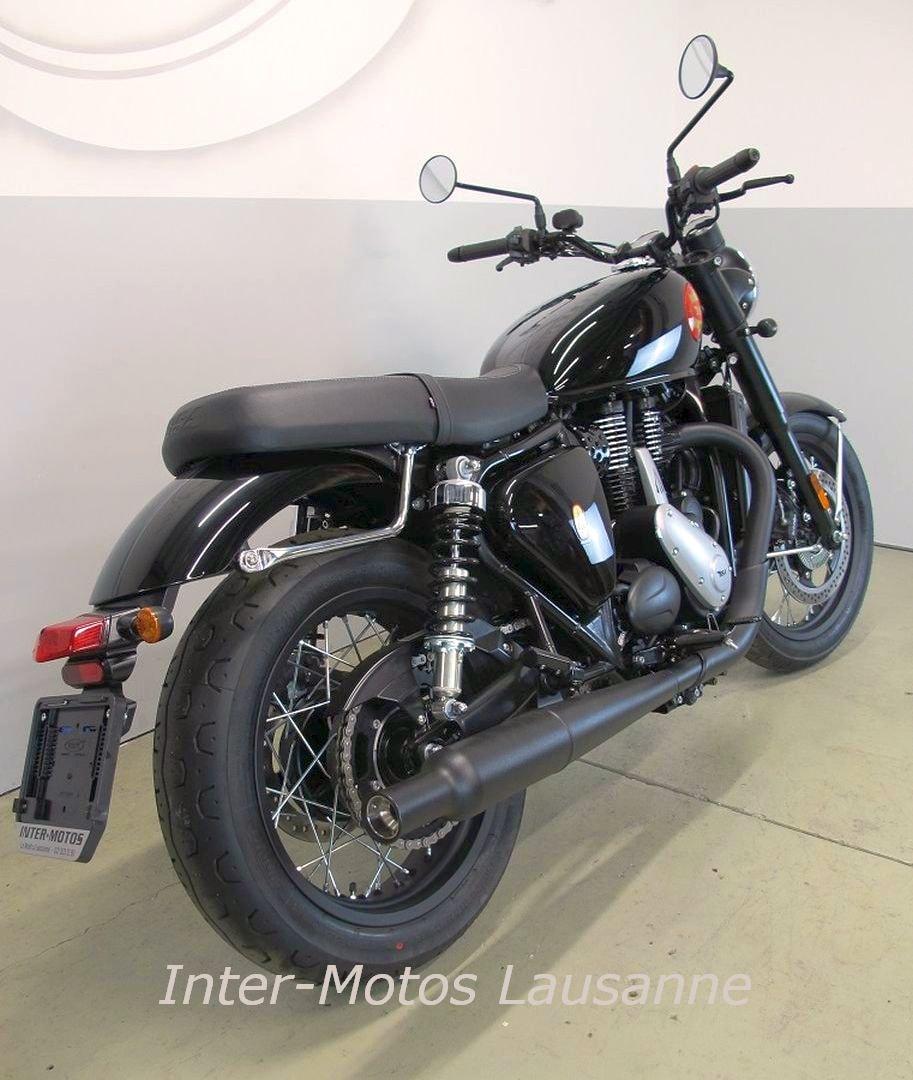 BSA 650 GOLD STAR SHADOW BLACK-showroom-element-1