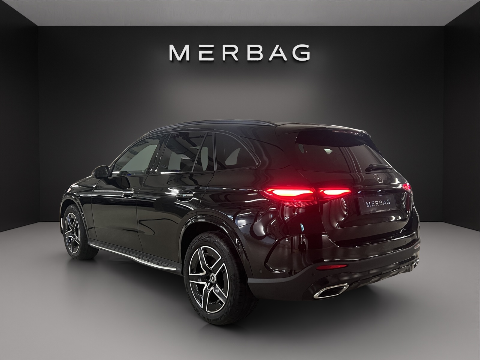 MERCEDES-BENZ GLC 220 d 4Matic 9G-Tronic-image-4