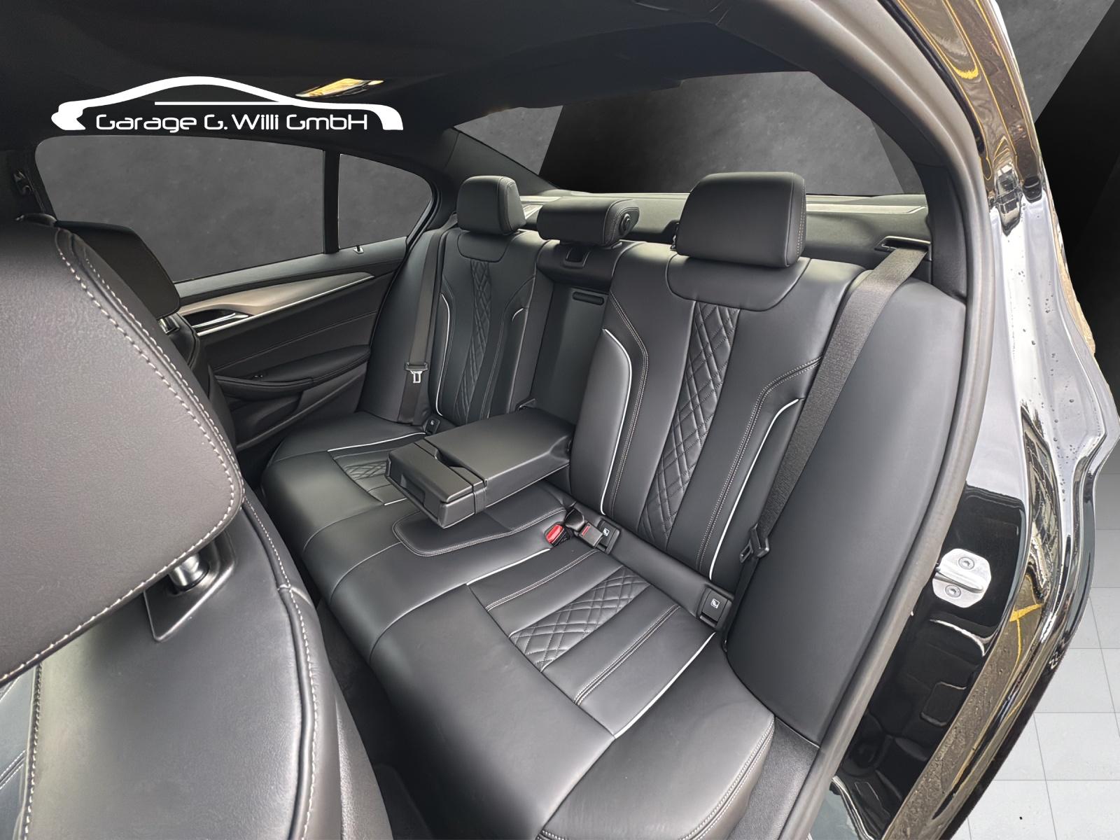 BMW 540i xDrive 48V Pure M Sport Steptronic-image-19