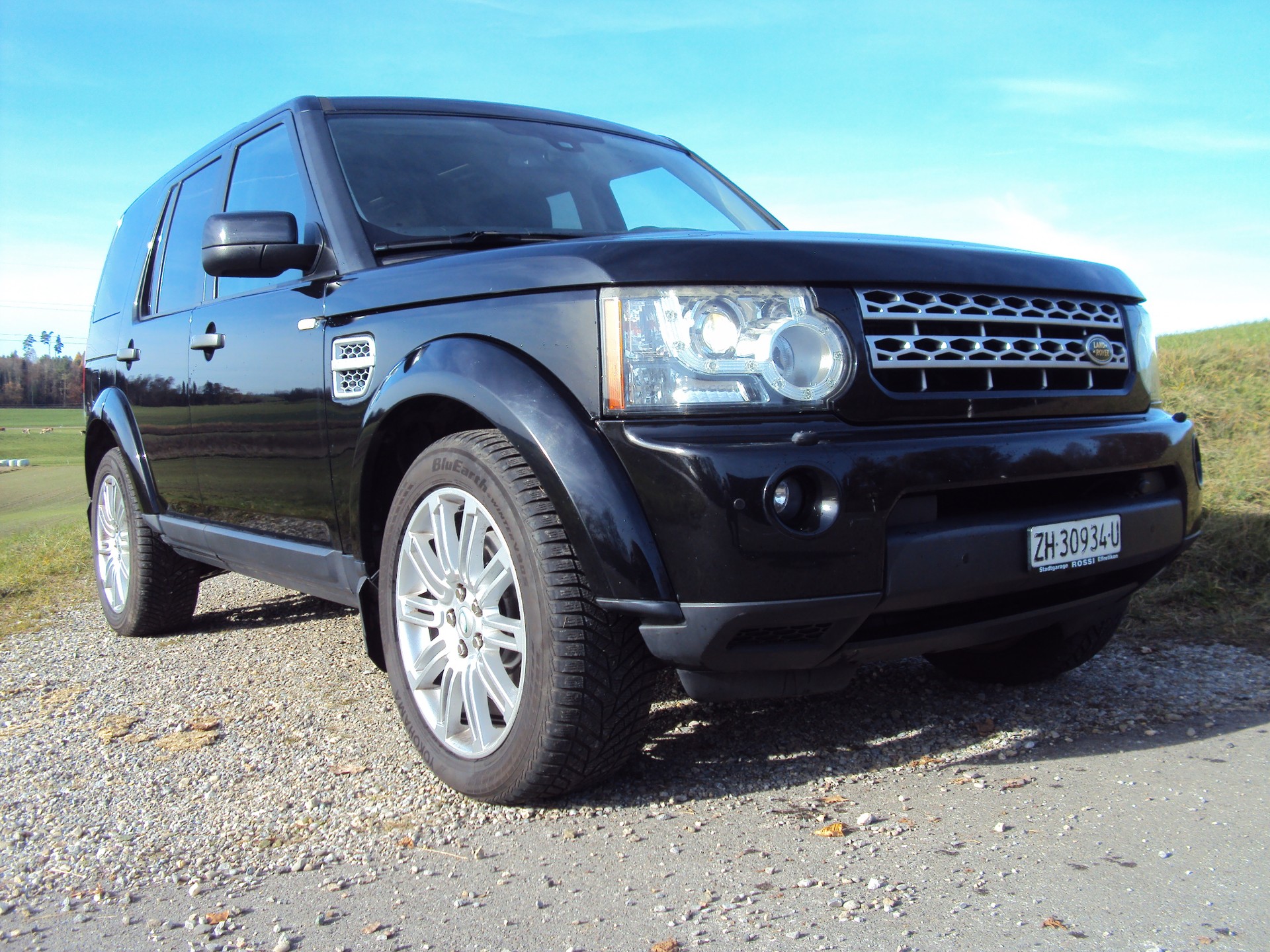 LAND ROVER Discovery 3.0 TDV6 HSE Automatic-image-1