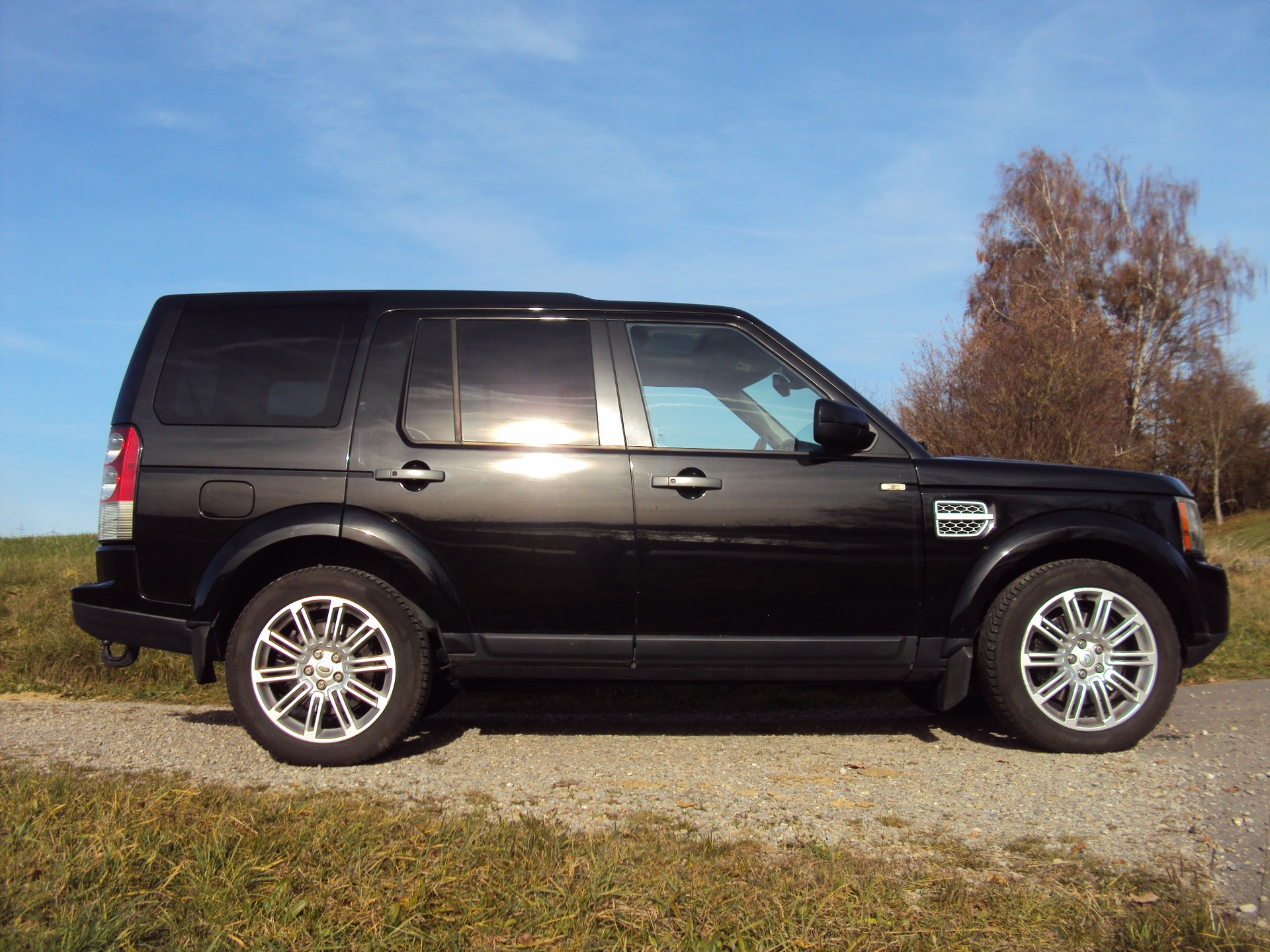 LAND ROVER Discovery 3.0 TDV6 HSE Automatic-image-7