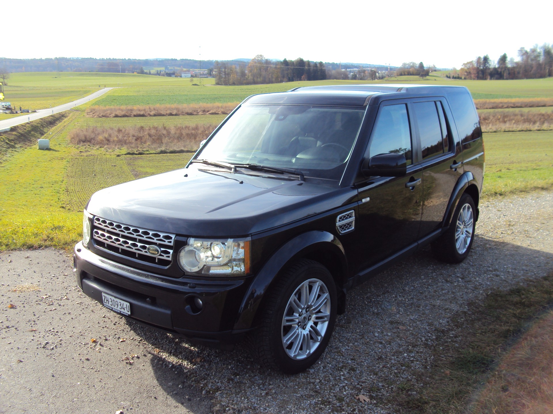 LAND ROVER Discovery 3.0 TDV6 HSE Automatic-image-0