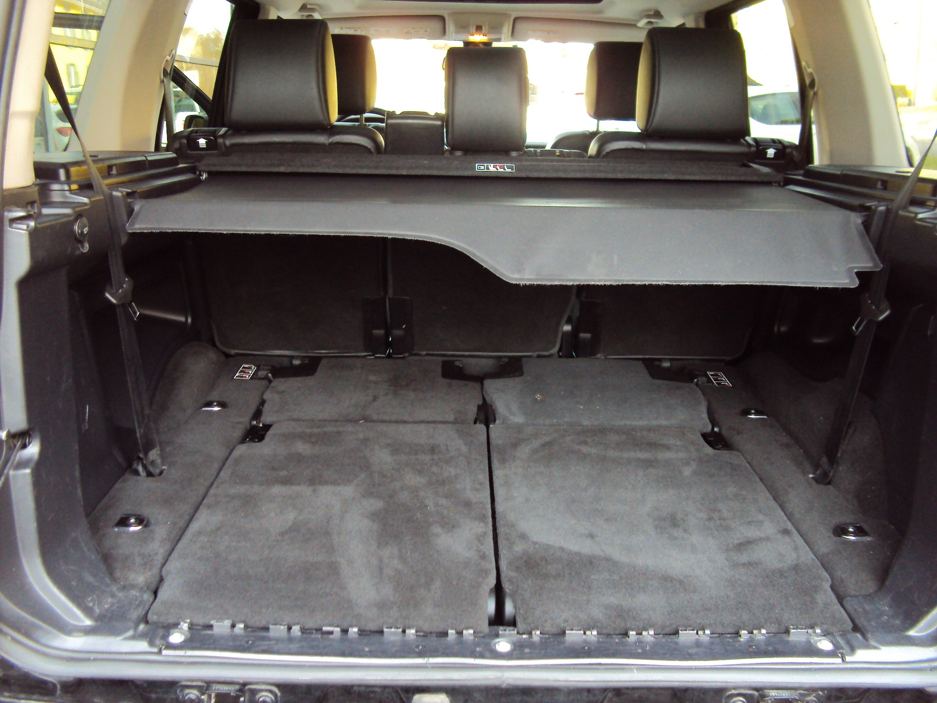 LAND ROVER Discovery 3.0 TDV6 HSE Automatic-image-15