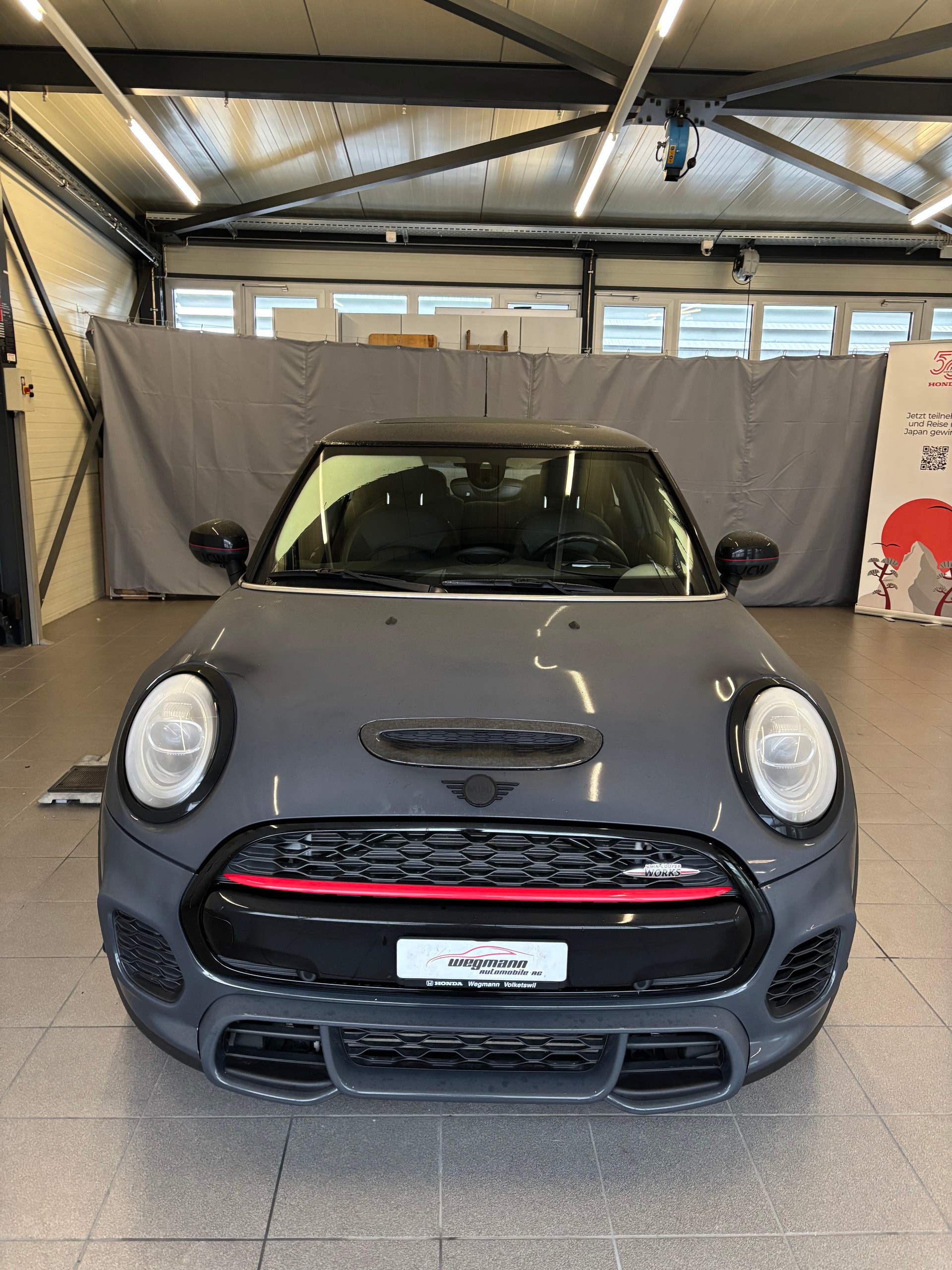 MINI Cooper John Cooper Works Steptronic-showroom-element-1