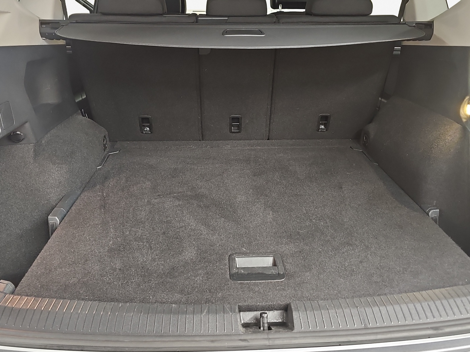VW Tiguan Allspace 2.0TSI Highline 4Motion DSG-image-11