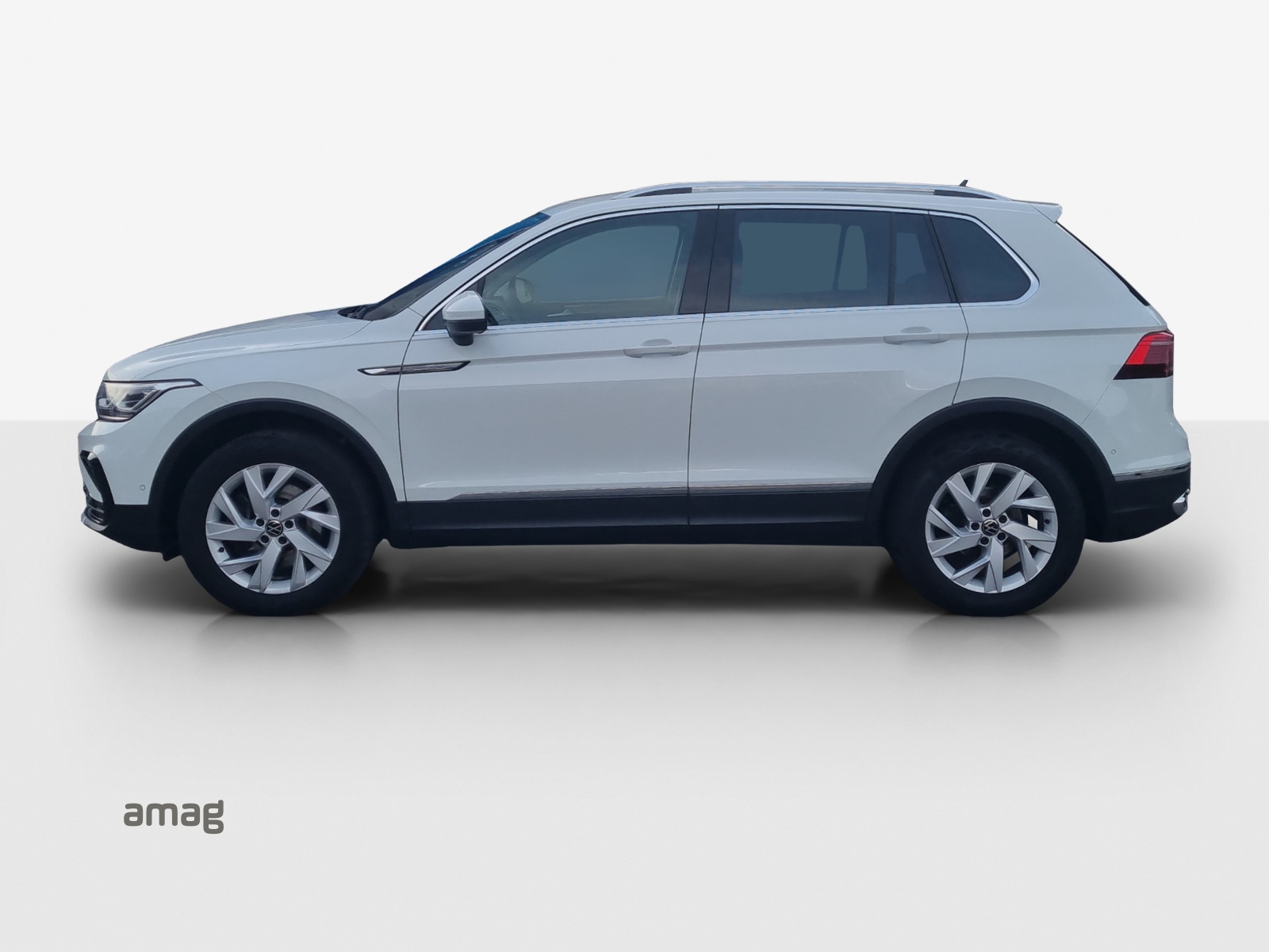 VW Tiguan 2.0 TDI SCR Elegance 4Motion DSG-image-1