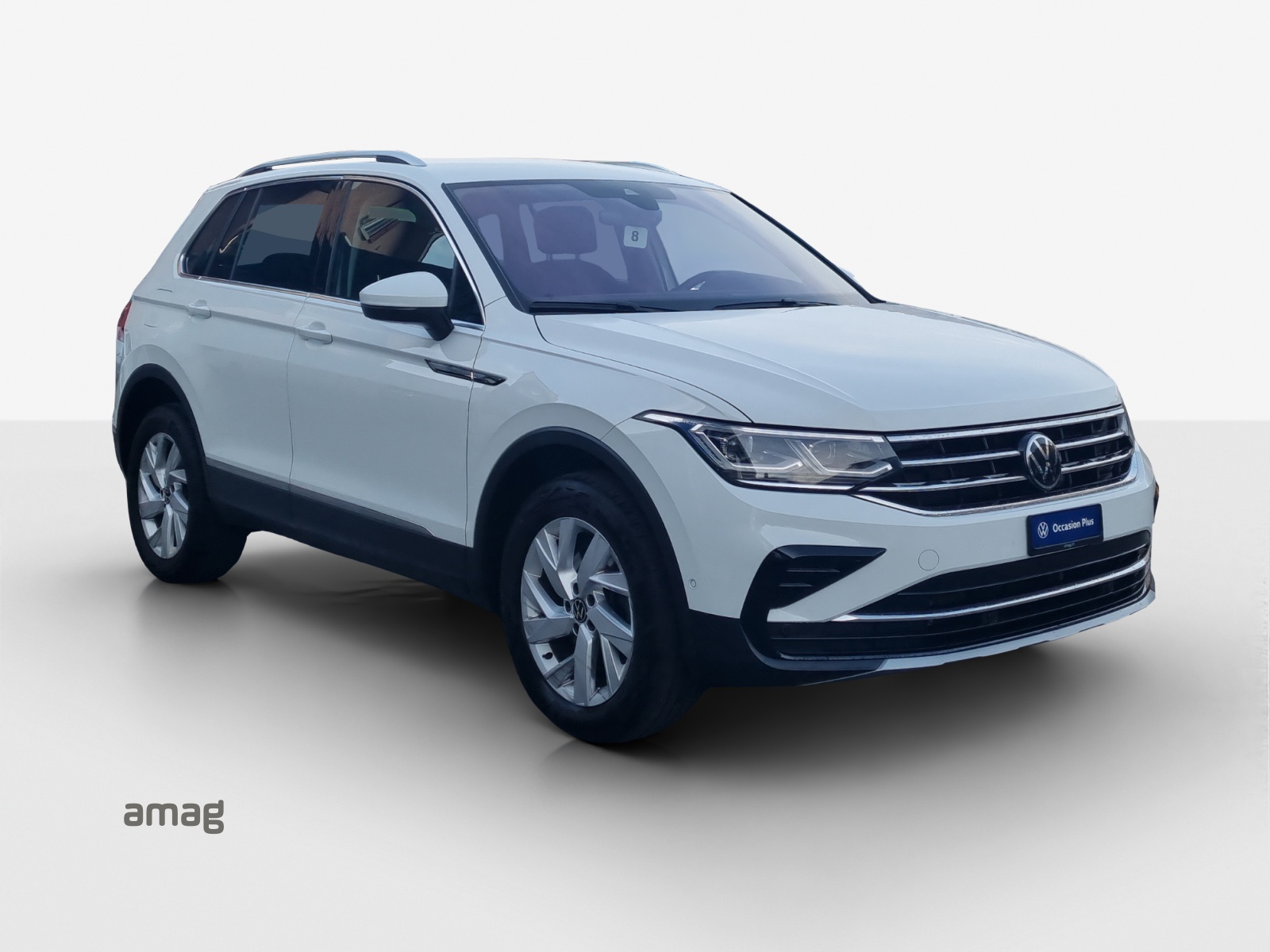VW Tiguan 2.0 TDI SCR Elegance 4Motion DSG-image-5