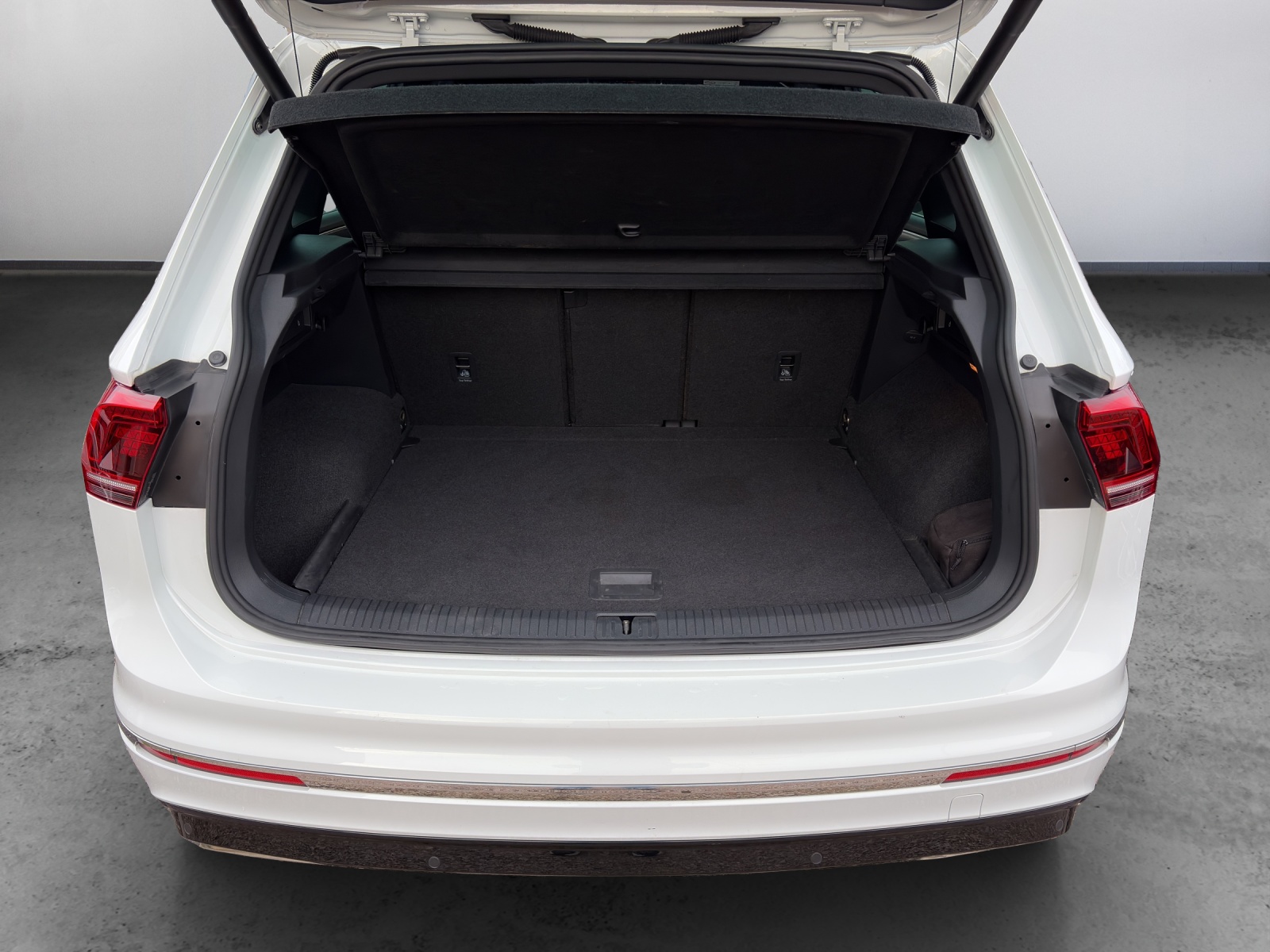 VW Tiguan 2.0 TDI SCR Highline 4Motion DSG-image-11
