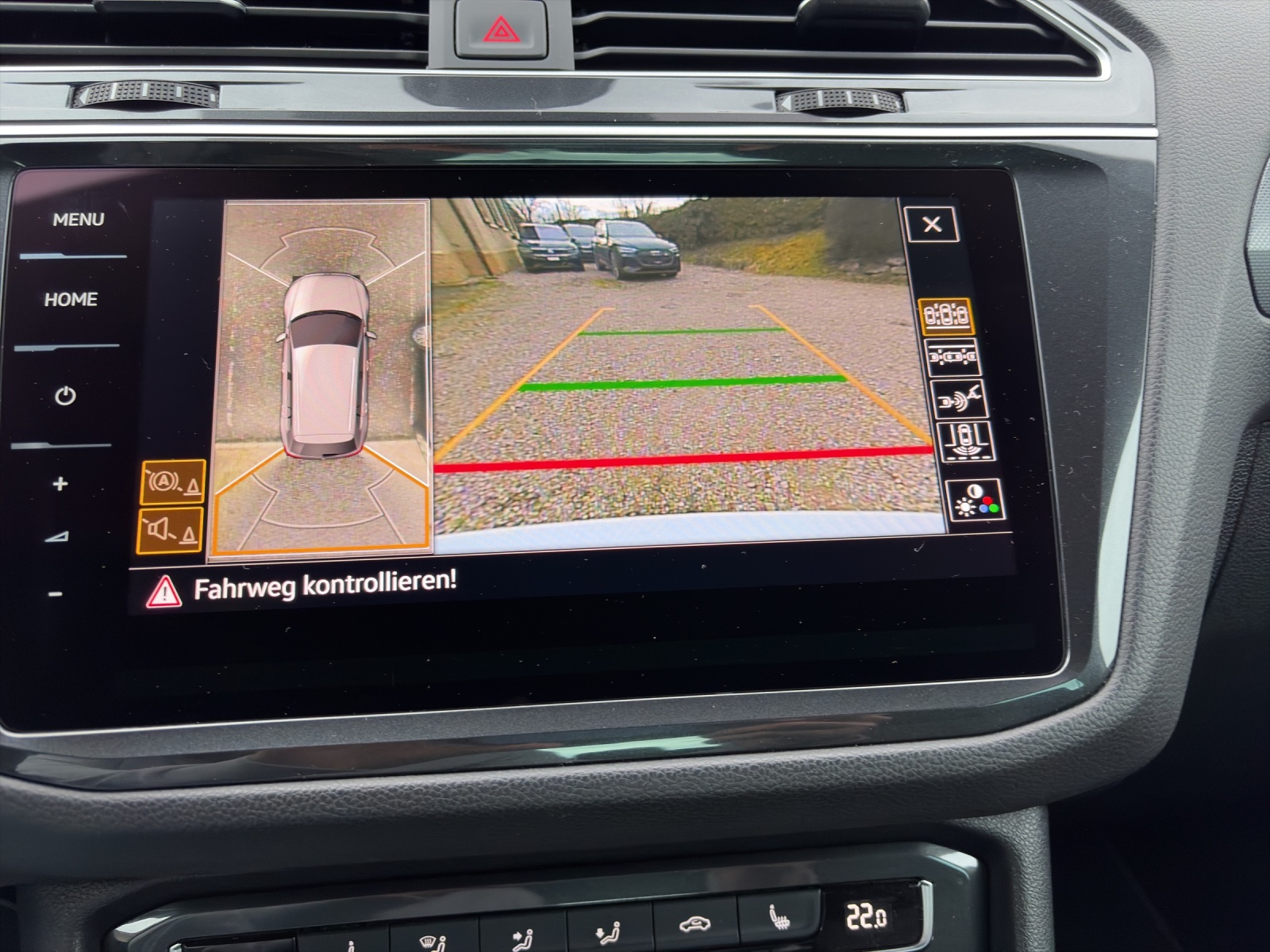 VW Tiguan 2.0 TDI SCR Highline 4Motion DSG-image-14