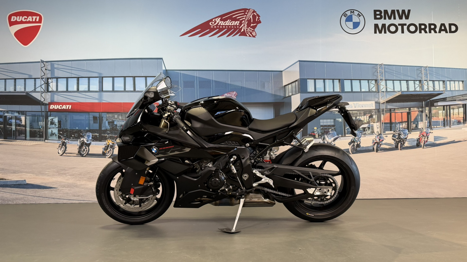 BMW S 1000 RR Leasing à partir de 2.9%-showroom-element-3