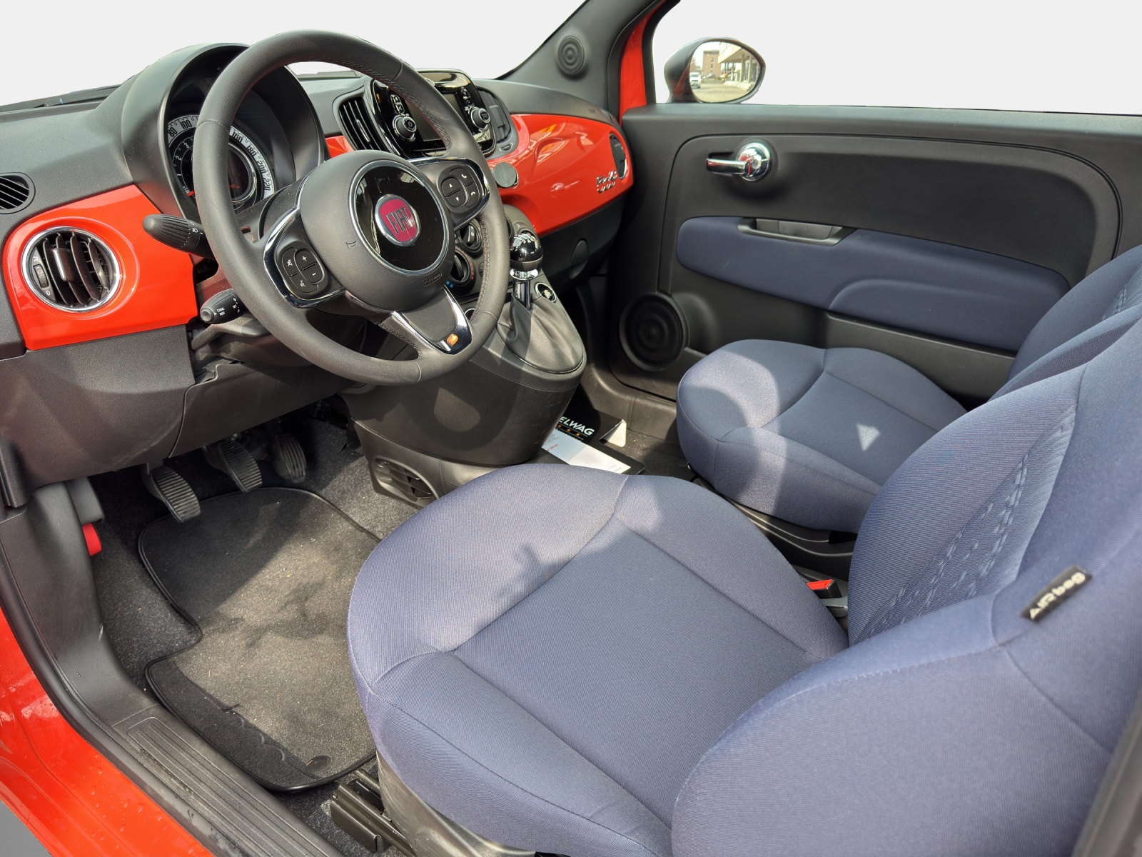 FIAT 500 C 1.0/70 Hybrid Cult-image-9