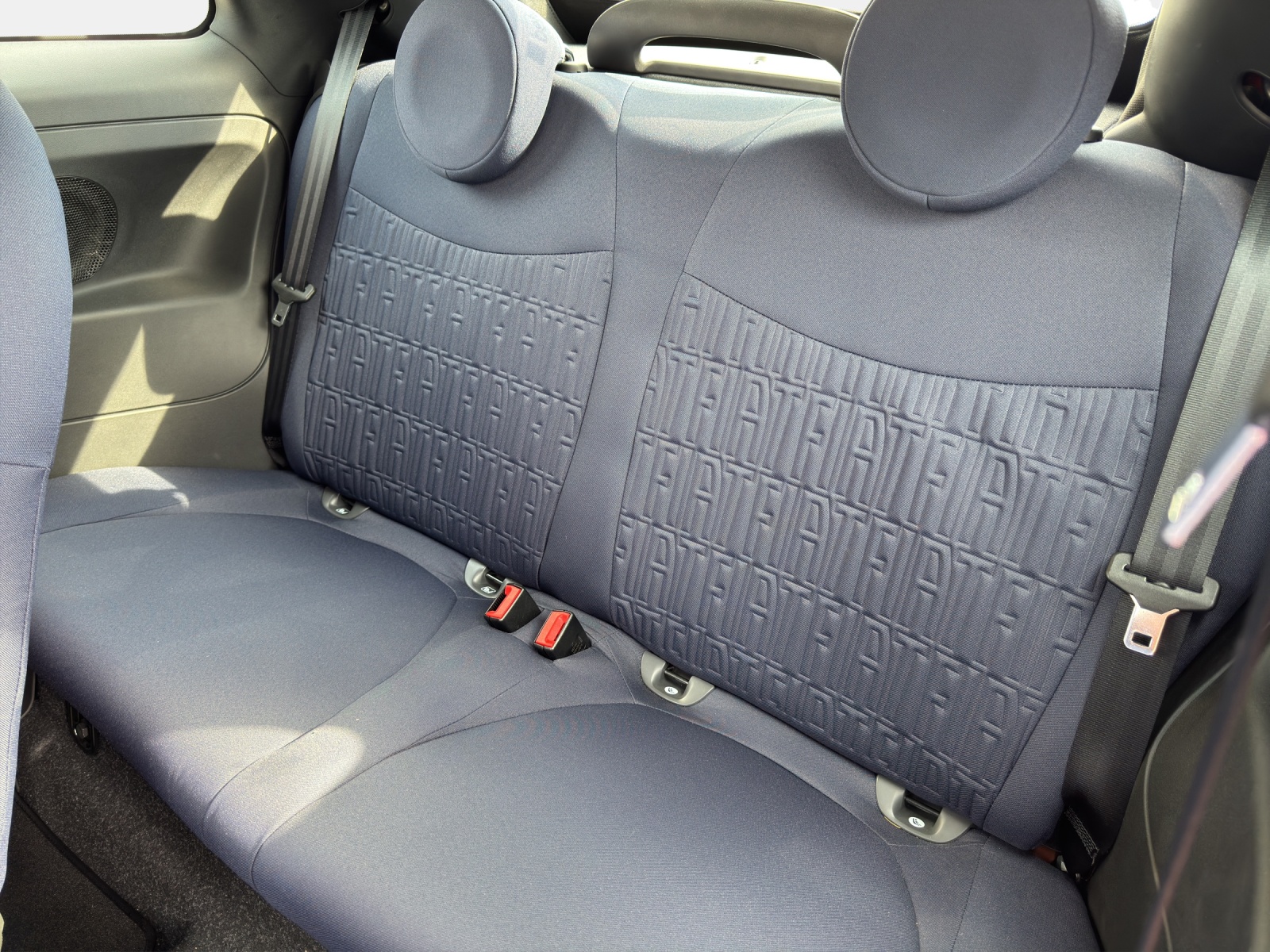 FIAT 500 C 1.0/70 Hybrid Cult-image-10
