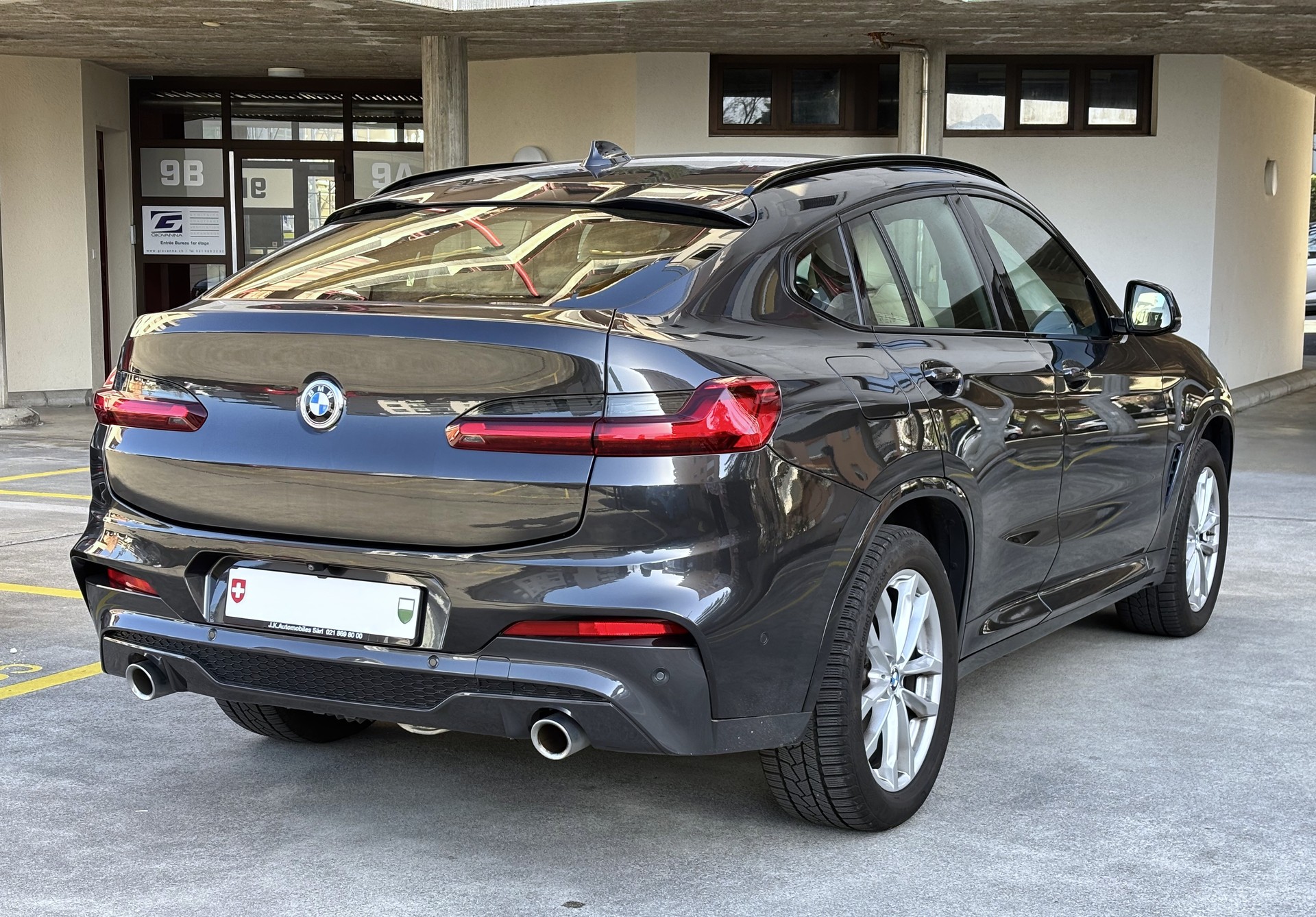 BMW X4 xDrive 30i M Sport Steptronic-image-4