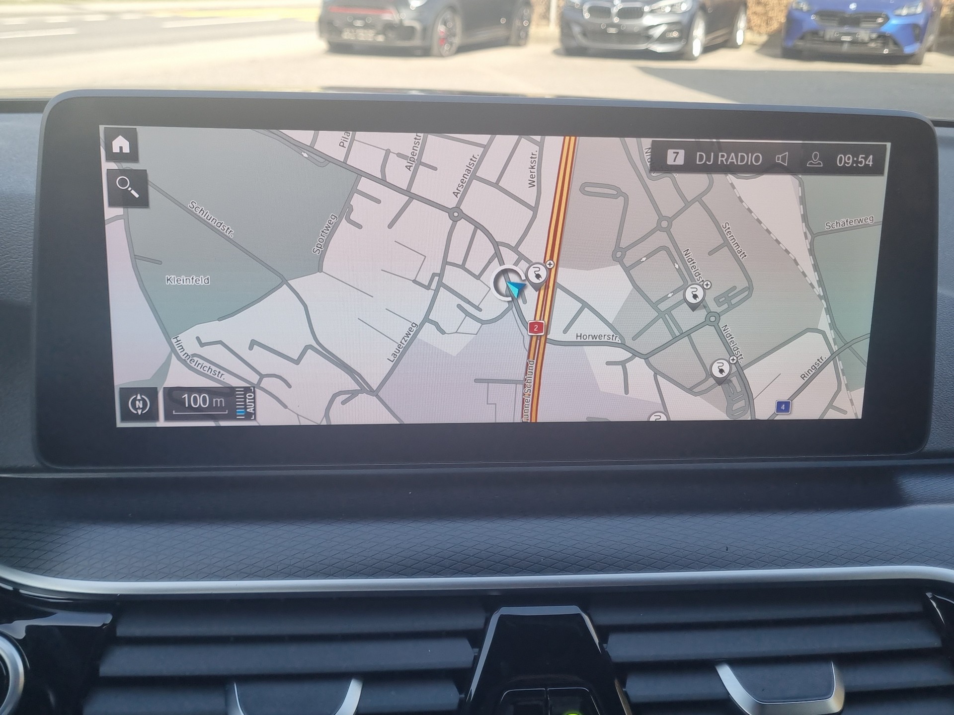 BMW 530e xDrive Touring M Sport Steptronic-image-26