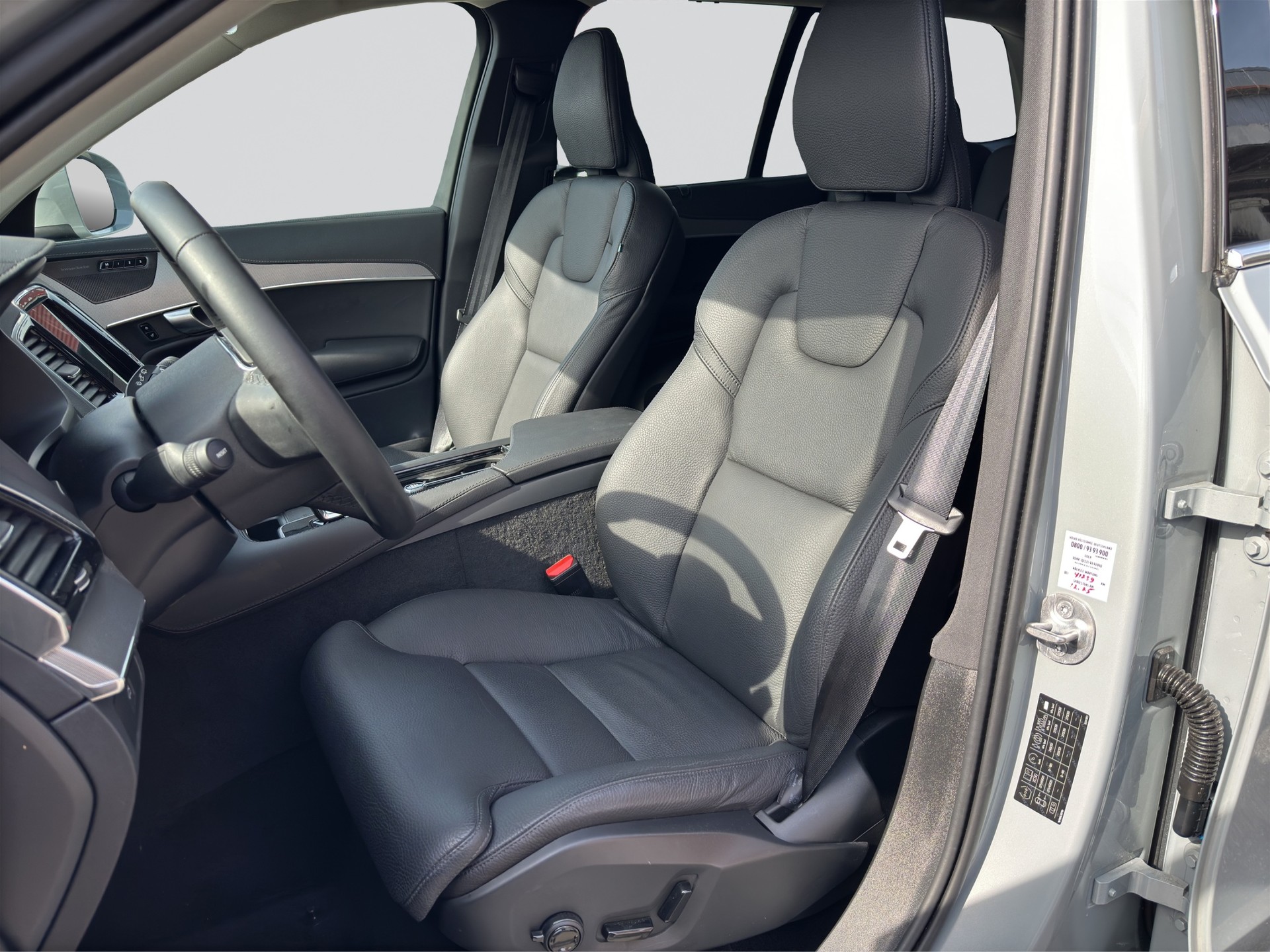 VOLVO XC90 B5 Diesel Mild Hybrid AWD Plus Bright Geartronic 7Pl.-image-5