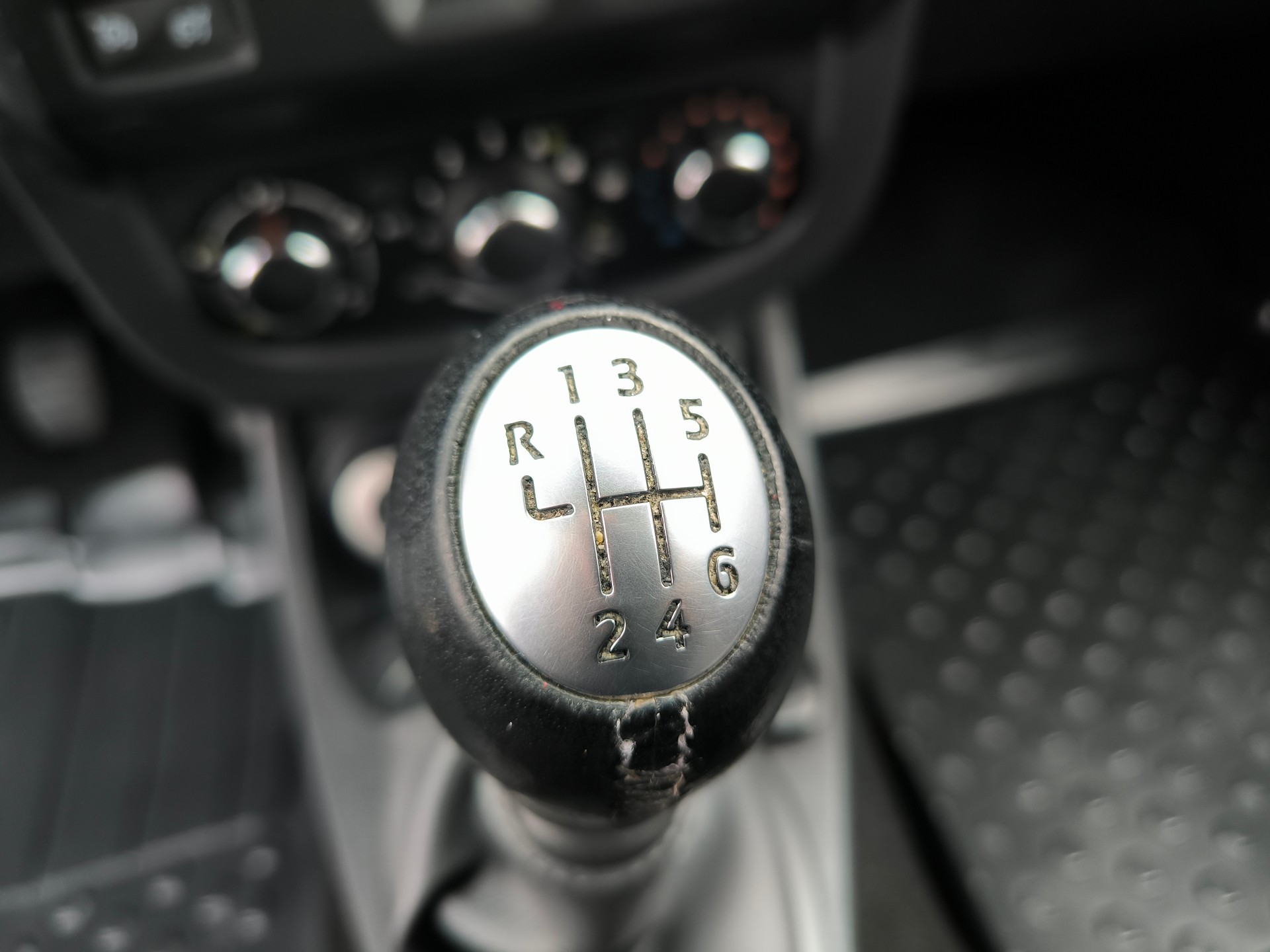 DACIA Duster 1.5 dCi Privilège 4x4-image-4