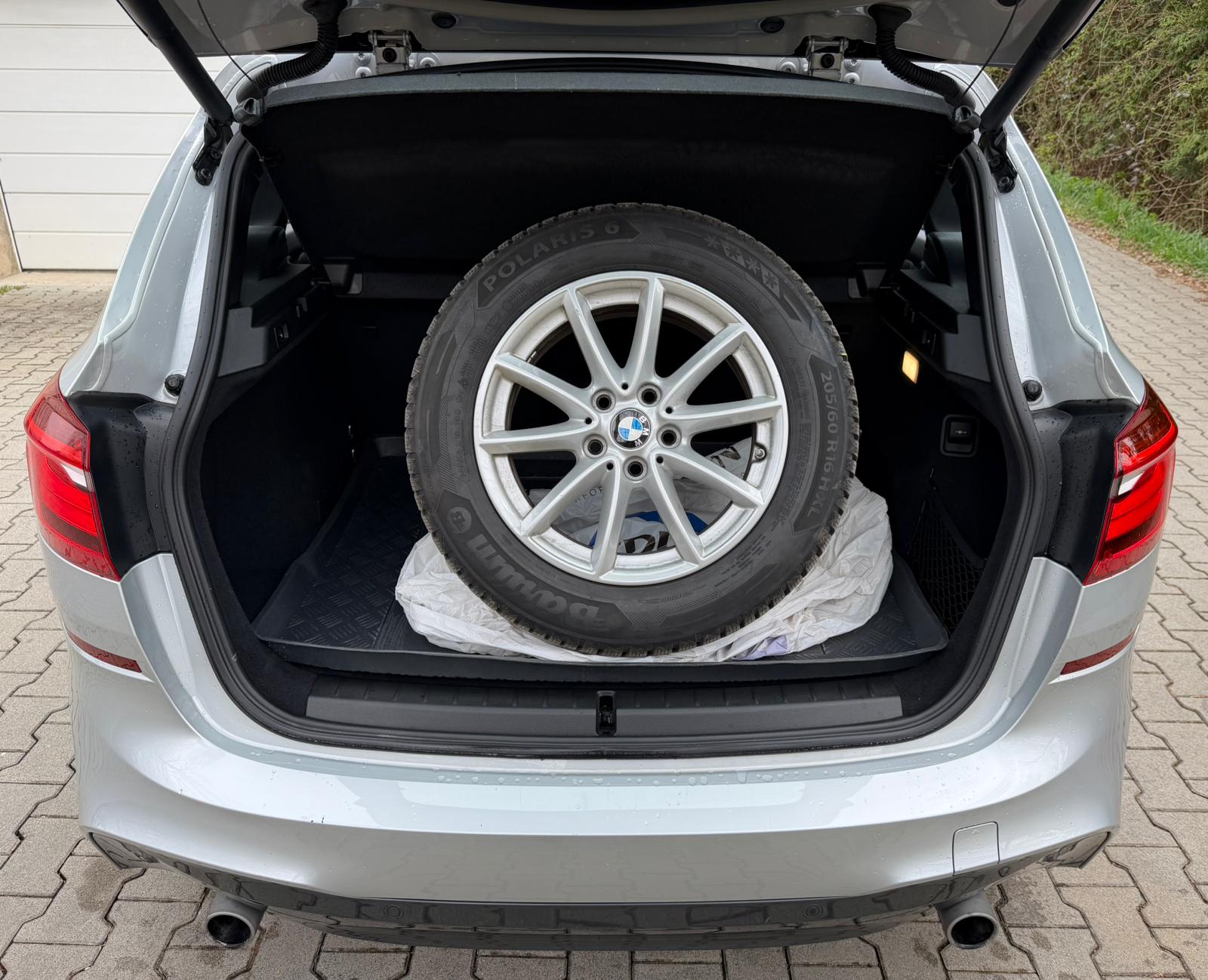 BMW 220i Active Tourer M Sport Steptronic-image-15