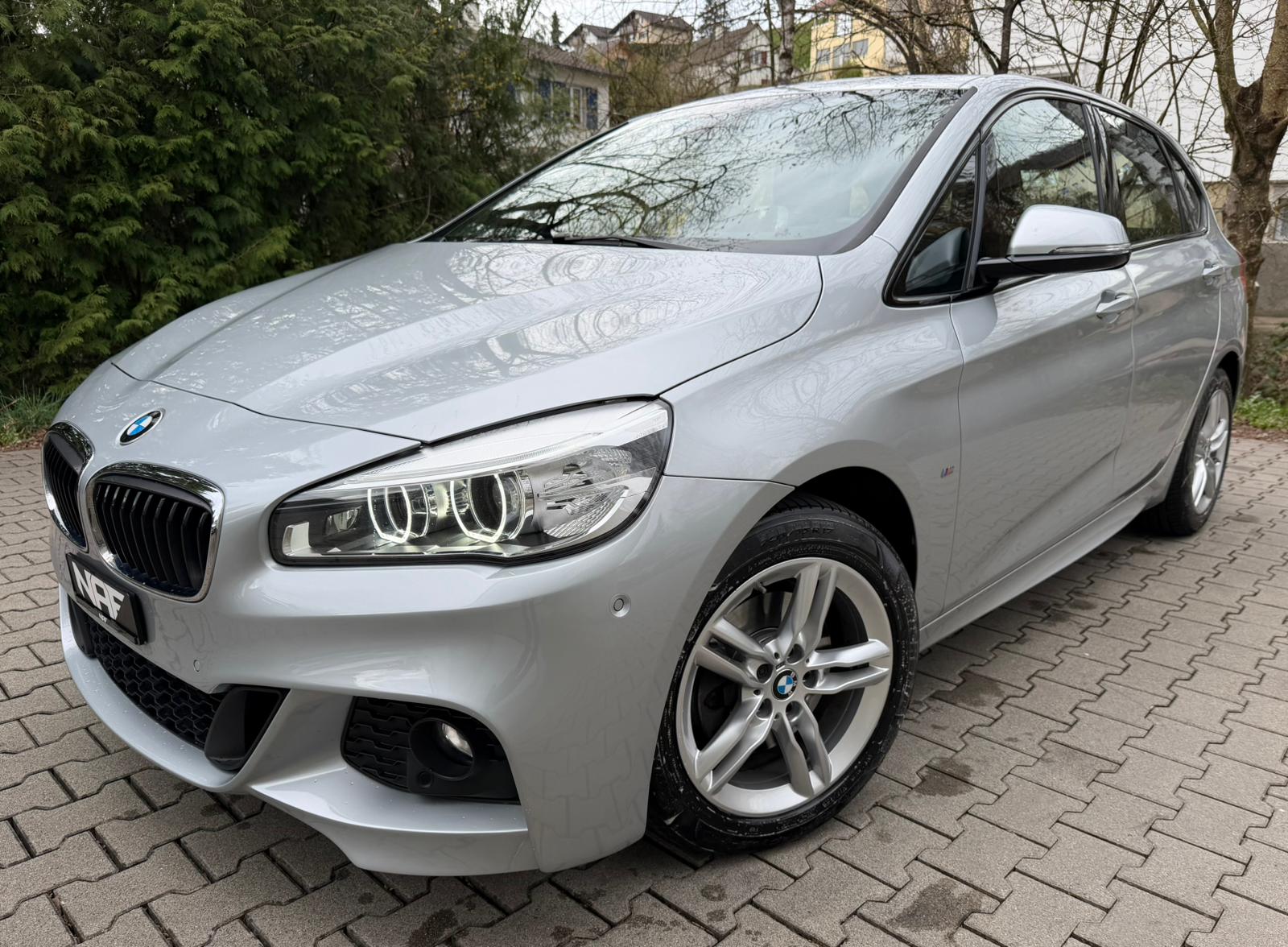 BMW 220i Active Tourer M Sport Steptronic-image-0