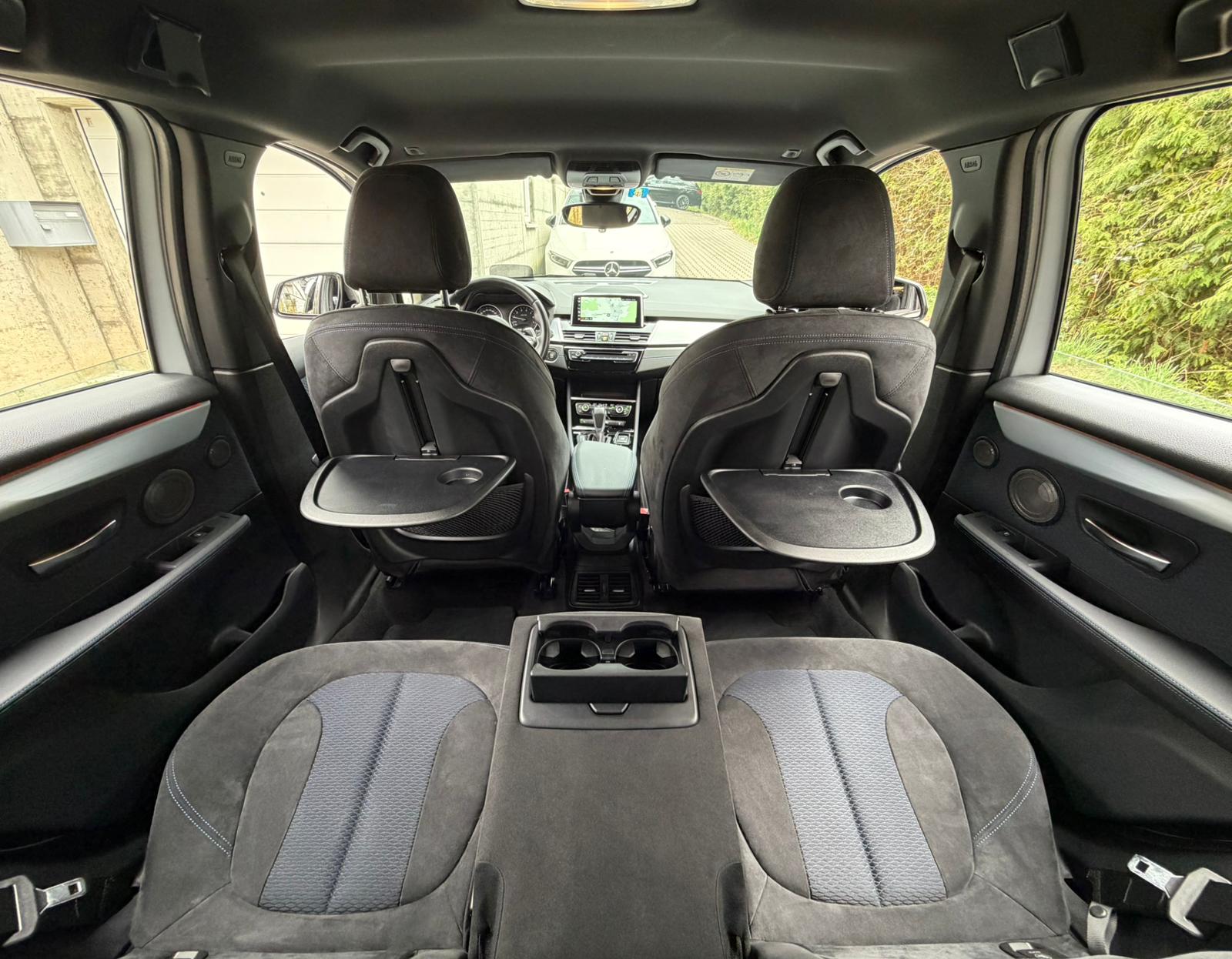 BMW 220i Active Tourer M Sport Steptronic-image-21