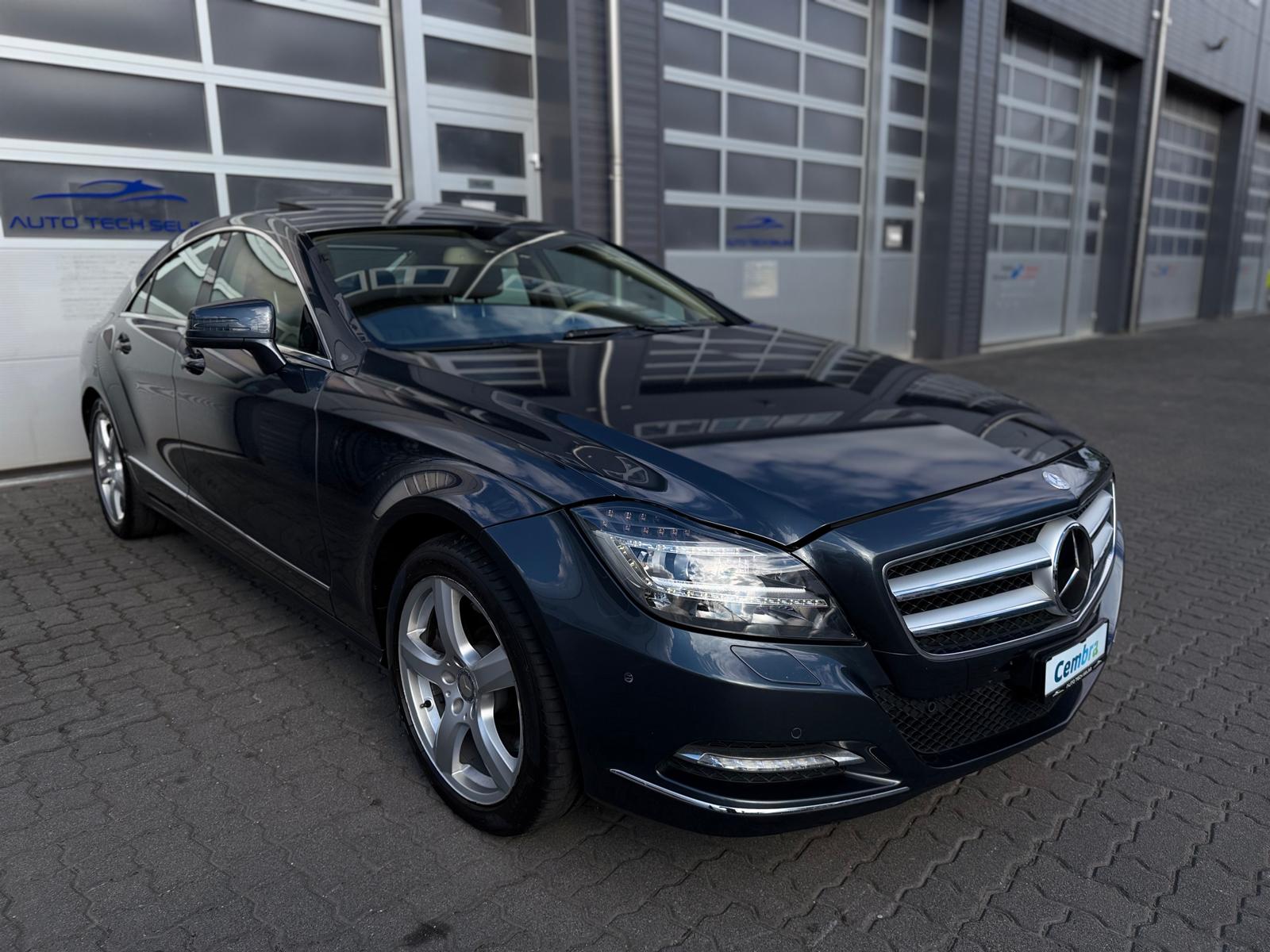 MERCEDES-BENZ CLS 350 CDI Executive 4Matic 7G-Tronic-showroom-element-3