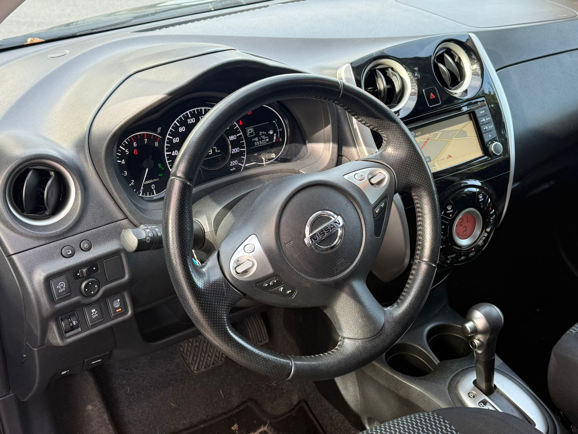 NISSAN Note 1.2 DIG-S tekna CVT-image-9