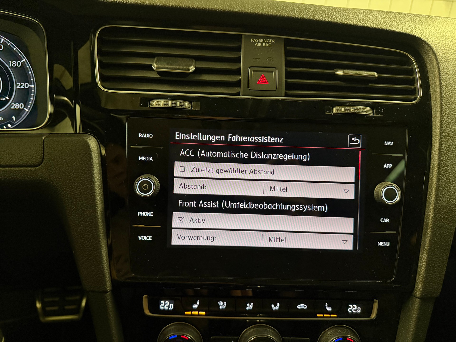 VW GOLF-image-21