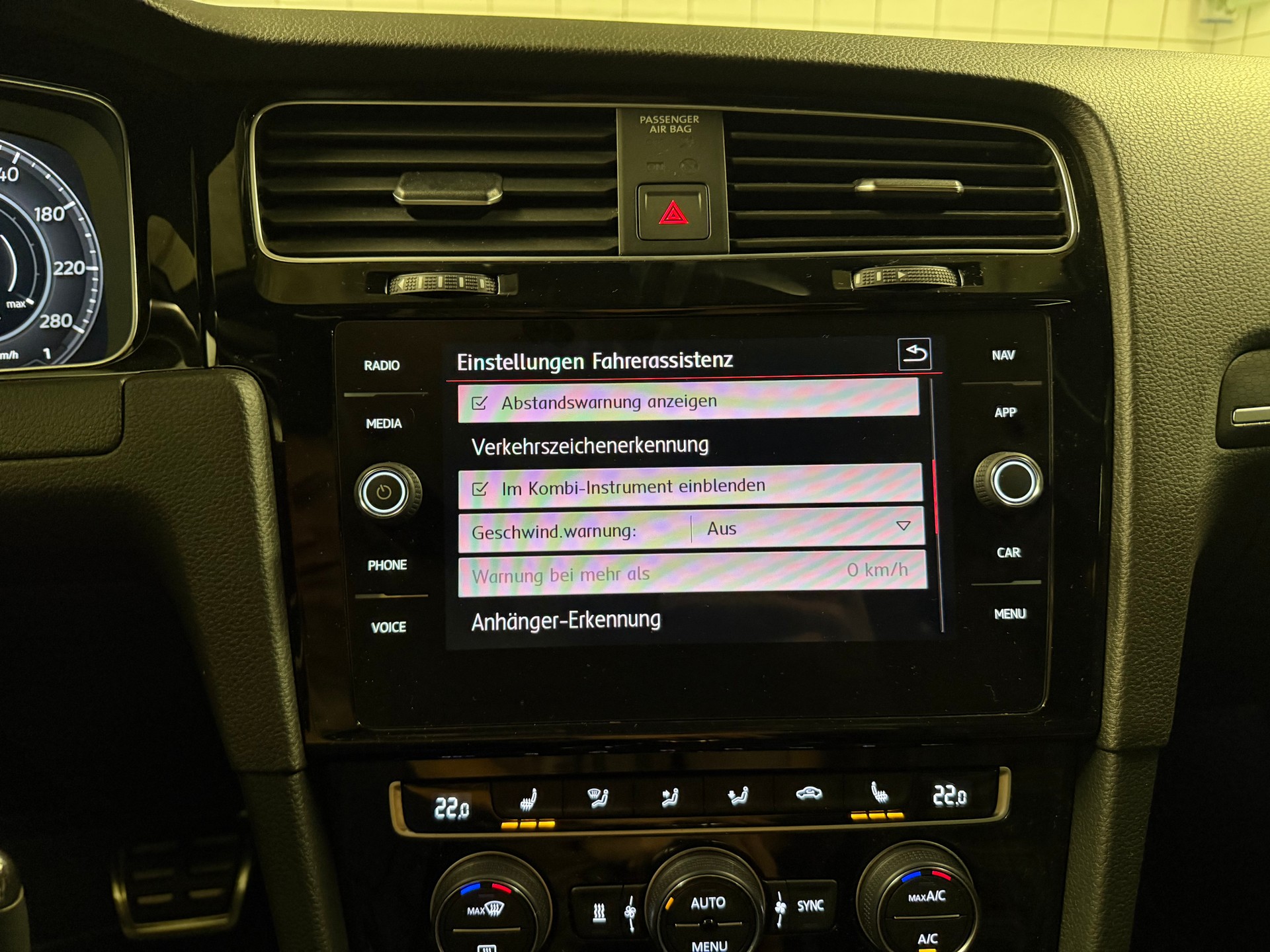 VW GOLF-image-22