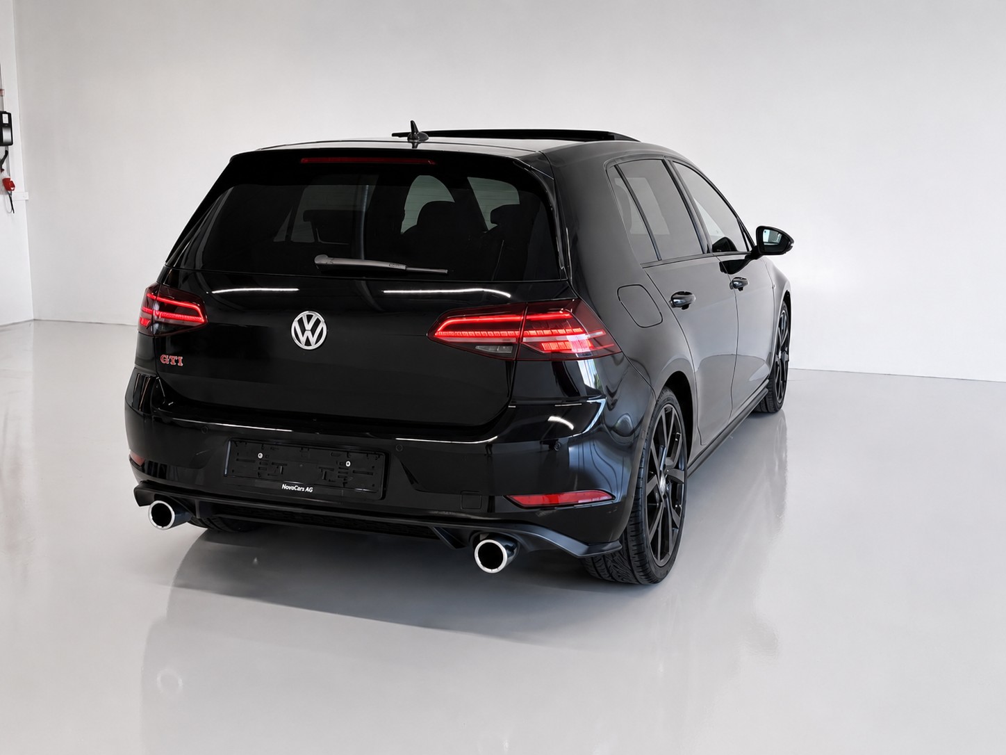 VW GOLF-image-4