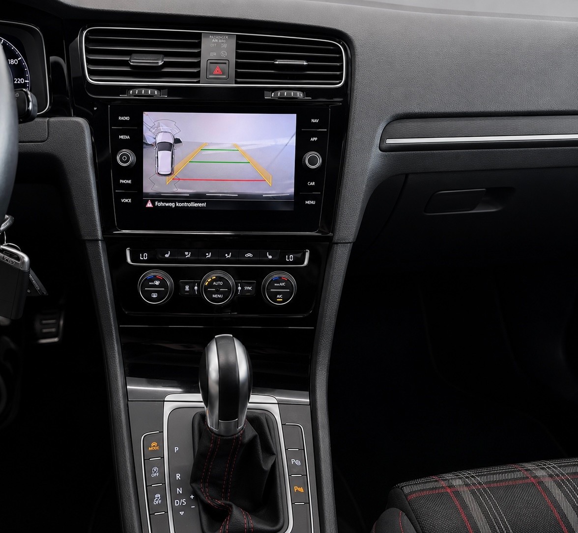 VW GOLF-image-15